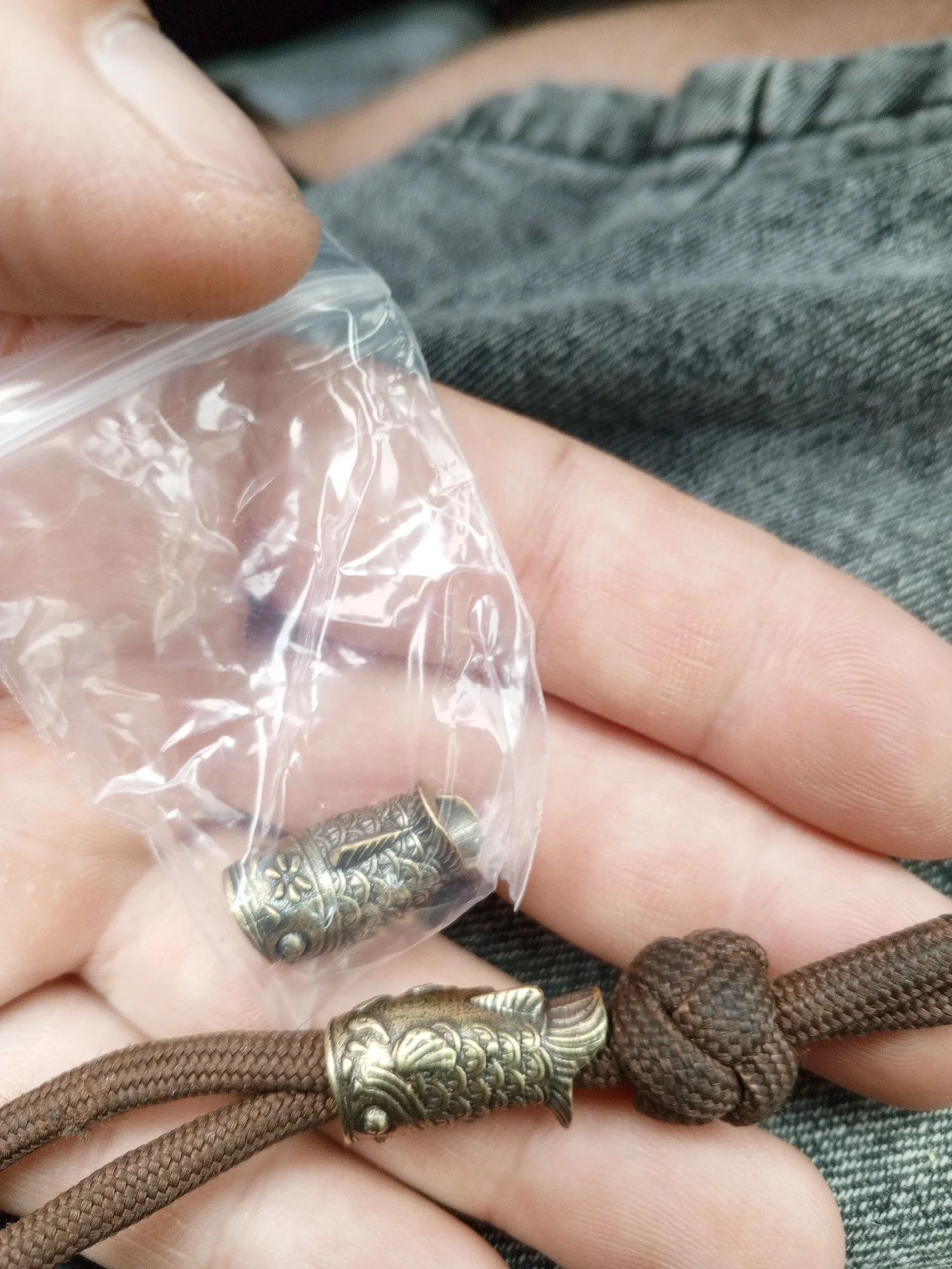 Handmade 3Pcs Carp Koi Fish Knife Beads Paracord Bead Zipper Umbrella Size ONE SIZE - 6 Thumbnail