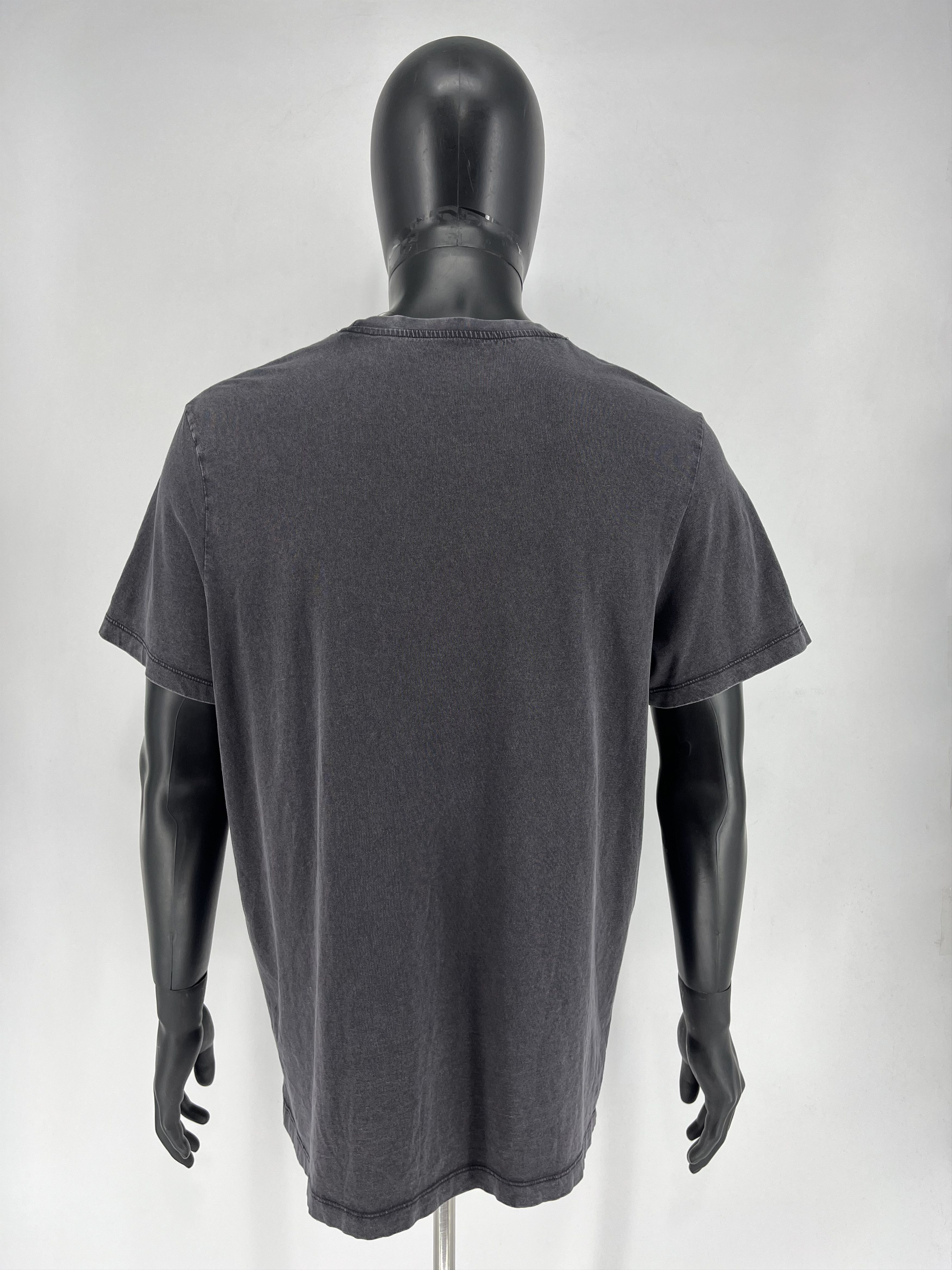 Band Tees × Vintage Mens Vintage QUEEN T Shirt Rock Band Tee Size US L / EU 52-54 / 3 - 8 Thumbnail