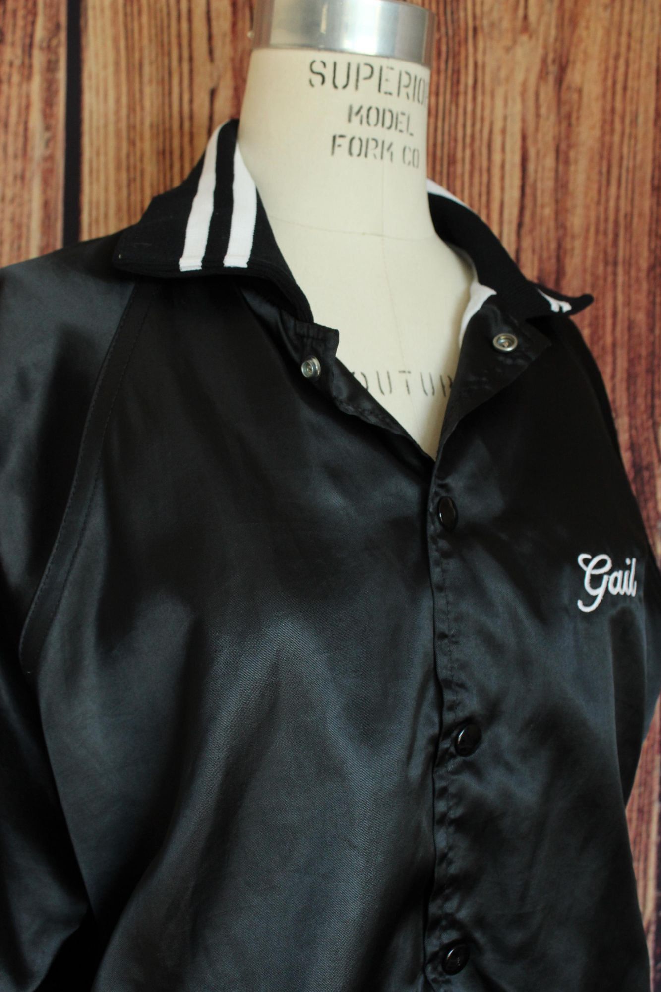 Vintage Vintage 1970s 1980s Men's Jacket, Black Satin Rennoe Vinelan Size US M / EU 48-50 / 2 - 7 Thumbnail
