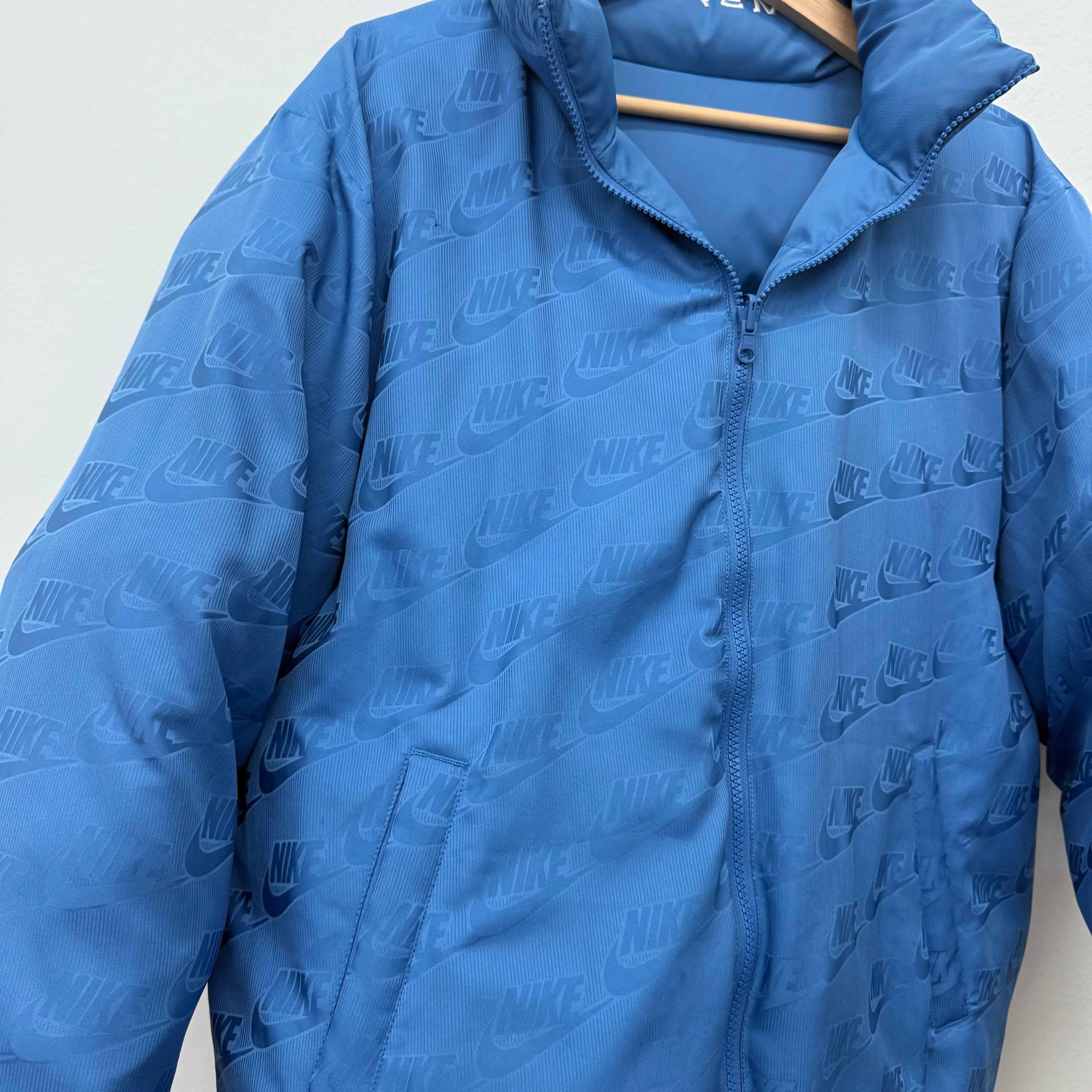 Nike × Supreme Supreme Nike Snakeskin Blue Puffer Jacket - Size M Size US M / EU 48-50 / 2 - 6 Thumbnail