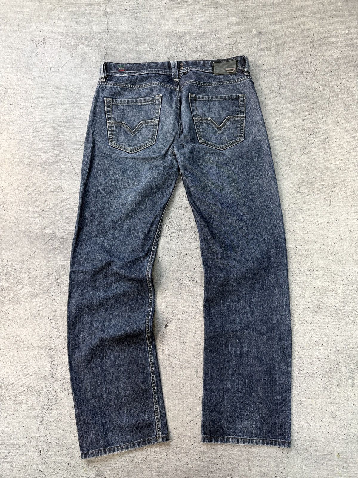 Diesel Vintage Diesel Jeans Distressed Faded Baggy Y2K Size US 32 / EU 48 - 2 Thumbnail