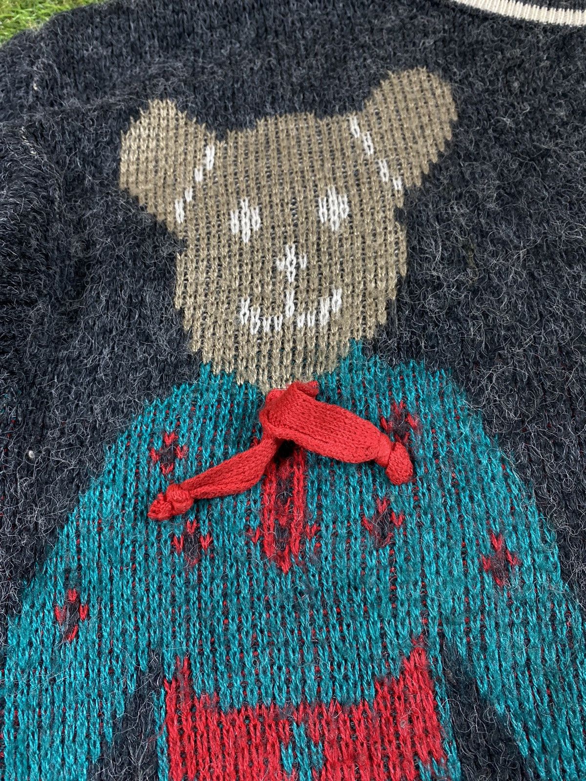 Japanese Brand Vintage 90s Christmas teddy bear sweater big logo Size L / US 10 / IT 46 - 4 Thumbnail