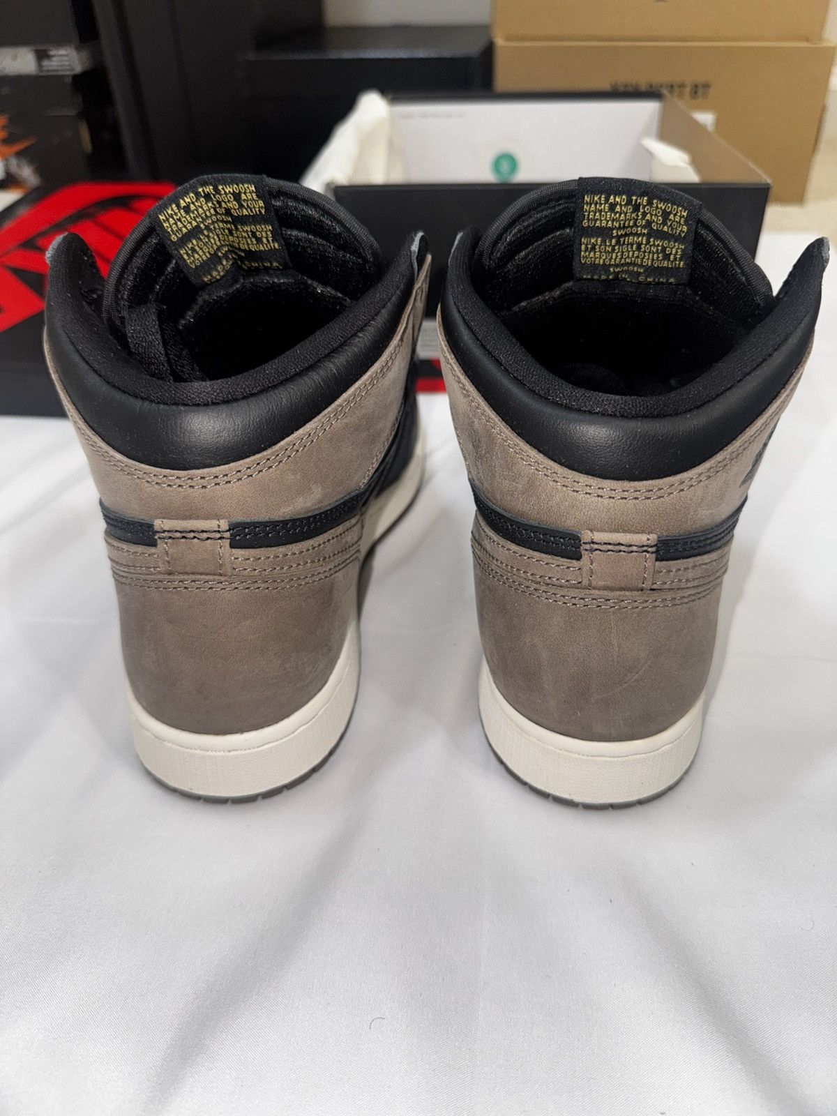 Jordan Brand Air Jordan 1 Retro High OG 'Palomino' Size US 8.5 / IT 38.5 - 4 Thumbnail