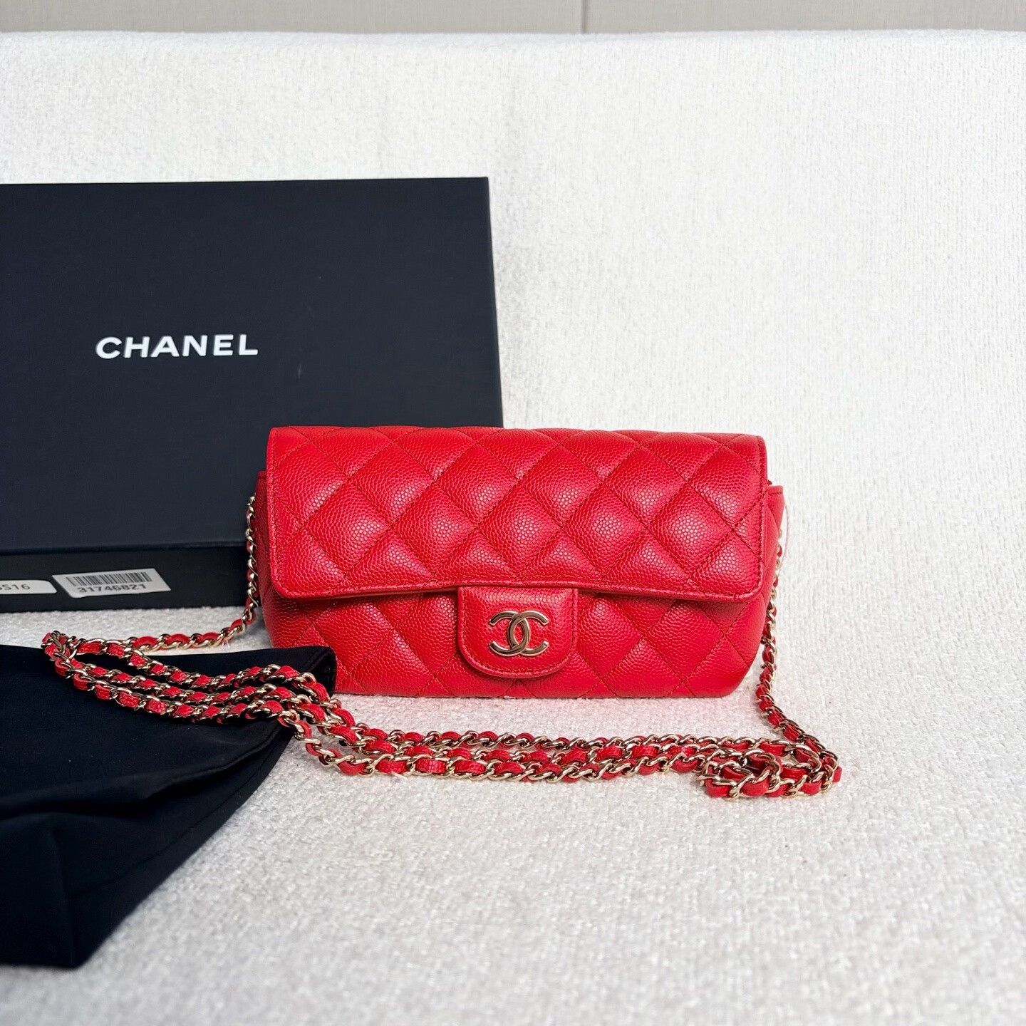 Chanel Pre-loved Bag Very good condition Size ONE SIZE - 1 Thumbnail