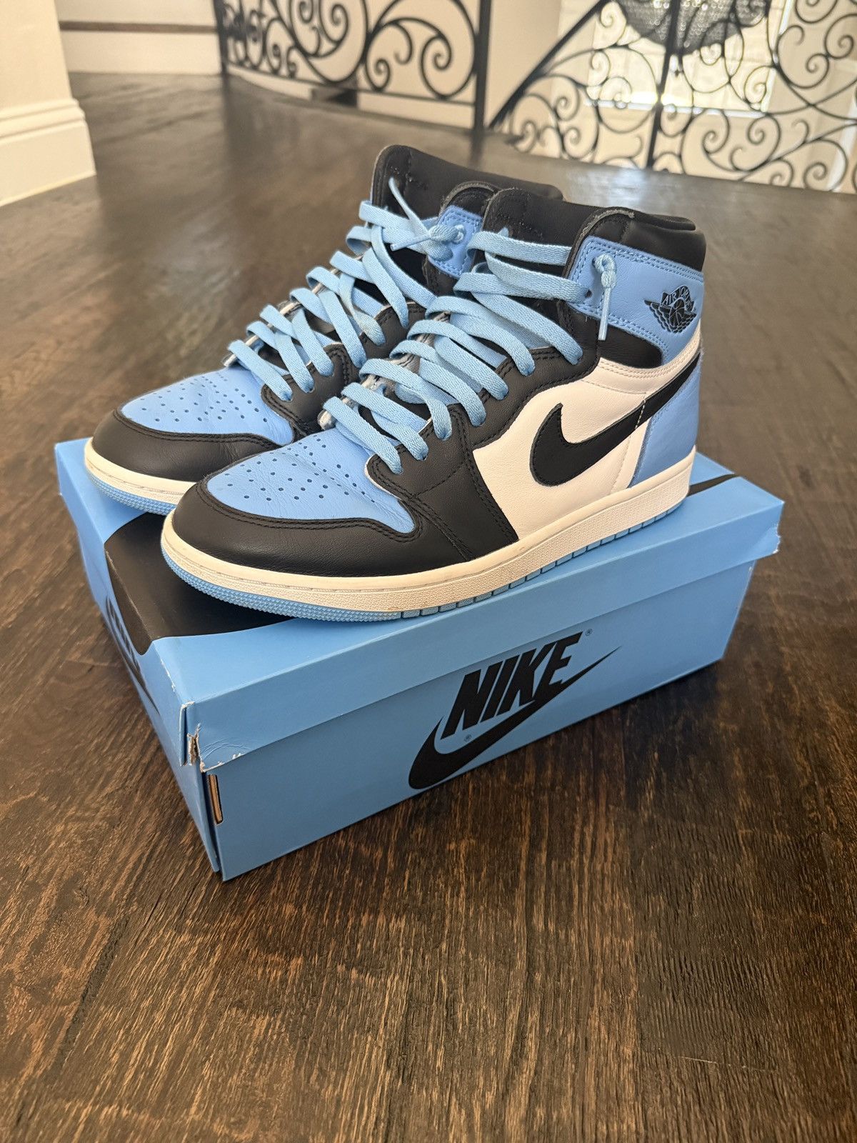 Jordan Brand Jordan 1 High UNC Size US 10 / EU 43 - 1 Thumbnail