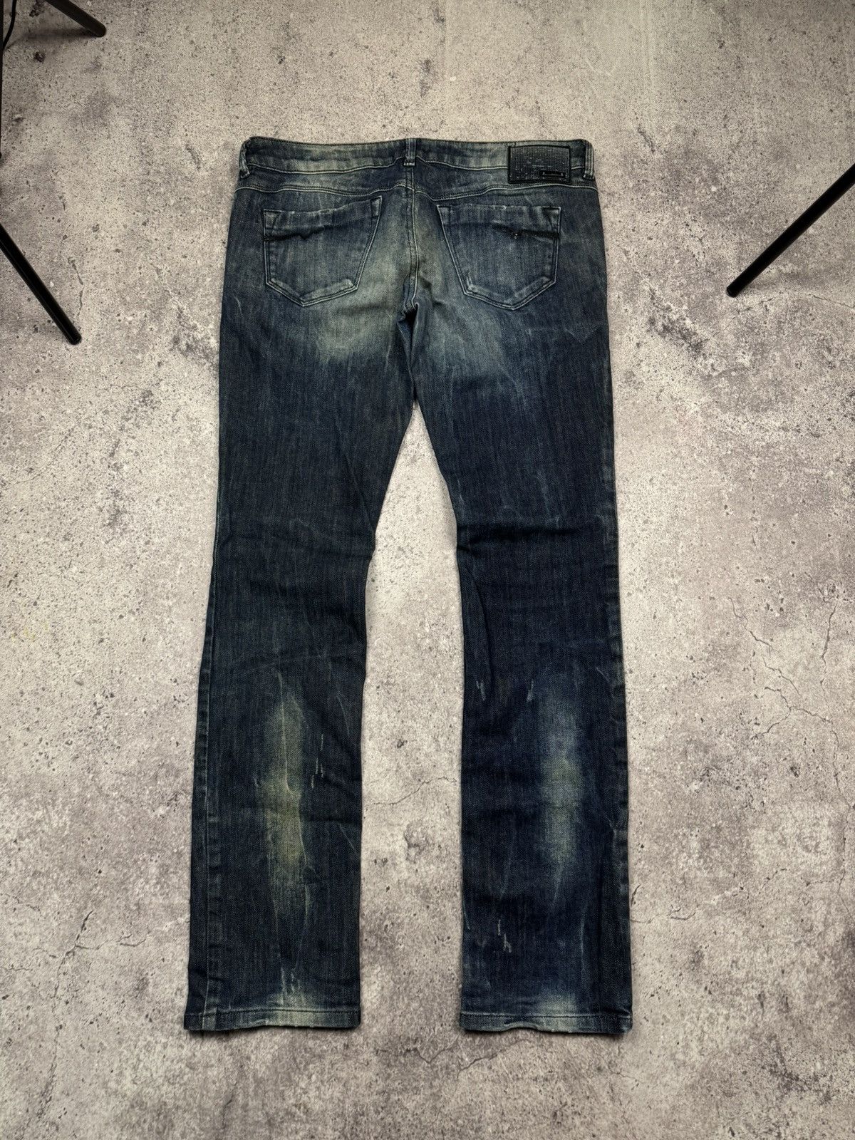 Diesel Vintage Diesel Flared Jeans Faded Japanese Avant Garde Y2K Size 32" / US 10 / IT 46 - 1 Thumbnail