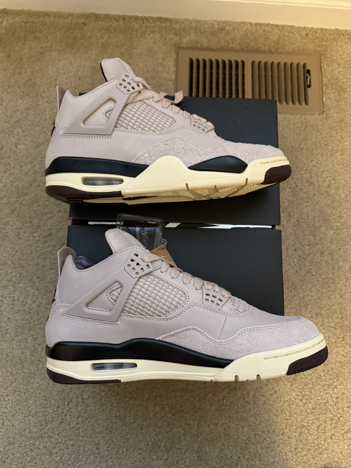 Nike Air Jordan 4 - A ma mere - While you were sleeping Size US 9.5 / EU 42-43 - 3 Thumbnail