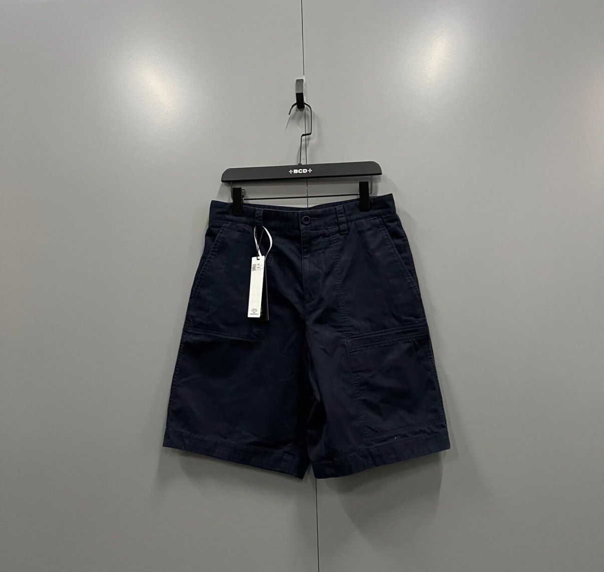 Dior Dior × Denim Tears Co-branded Navy Cargo Shorts J41 Size US 30 / EU 46 - 1 Thumbnail