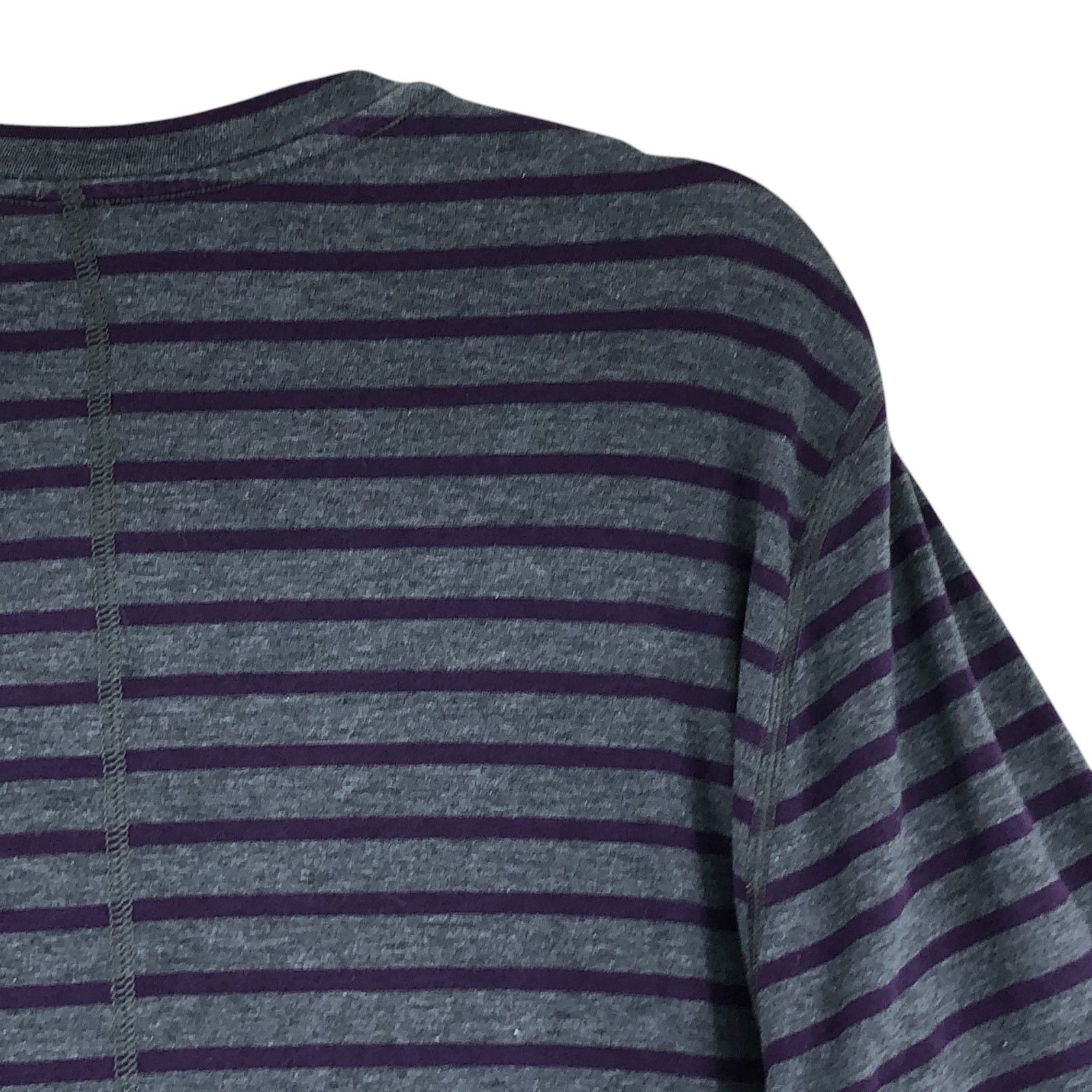 Lululemon Lululemon Size L Shirt Henley Long Sleeve Stripe Gray Purple Size US L / EU 52-54 / 3 - 14 Thumbnail