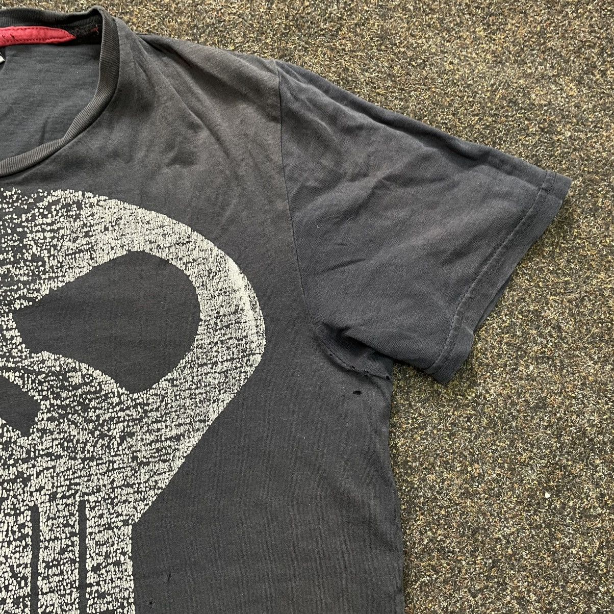 Vintage Vintage 90s Skull Graphic Tee Thrashed Punk Grunge Baggy M Size US M / EU 48-50 / 2 - 4 Thumbnail