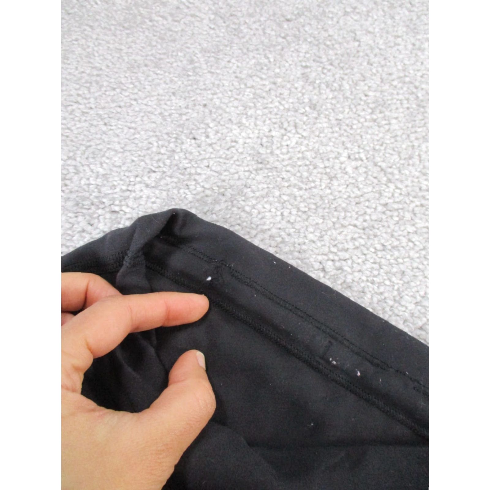 Lululemon VINTAGE Lululemon Women's Cropped Leggings Activewear 2 Black Athleisure Gym Running Yoga Size 26" / US 2 / IT 38 - 3 Thumbnail