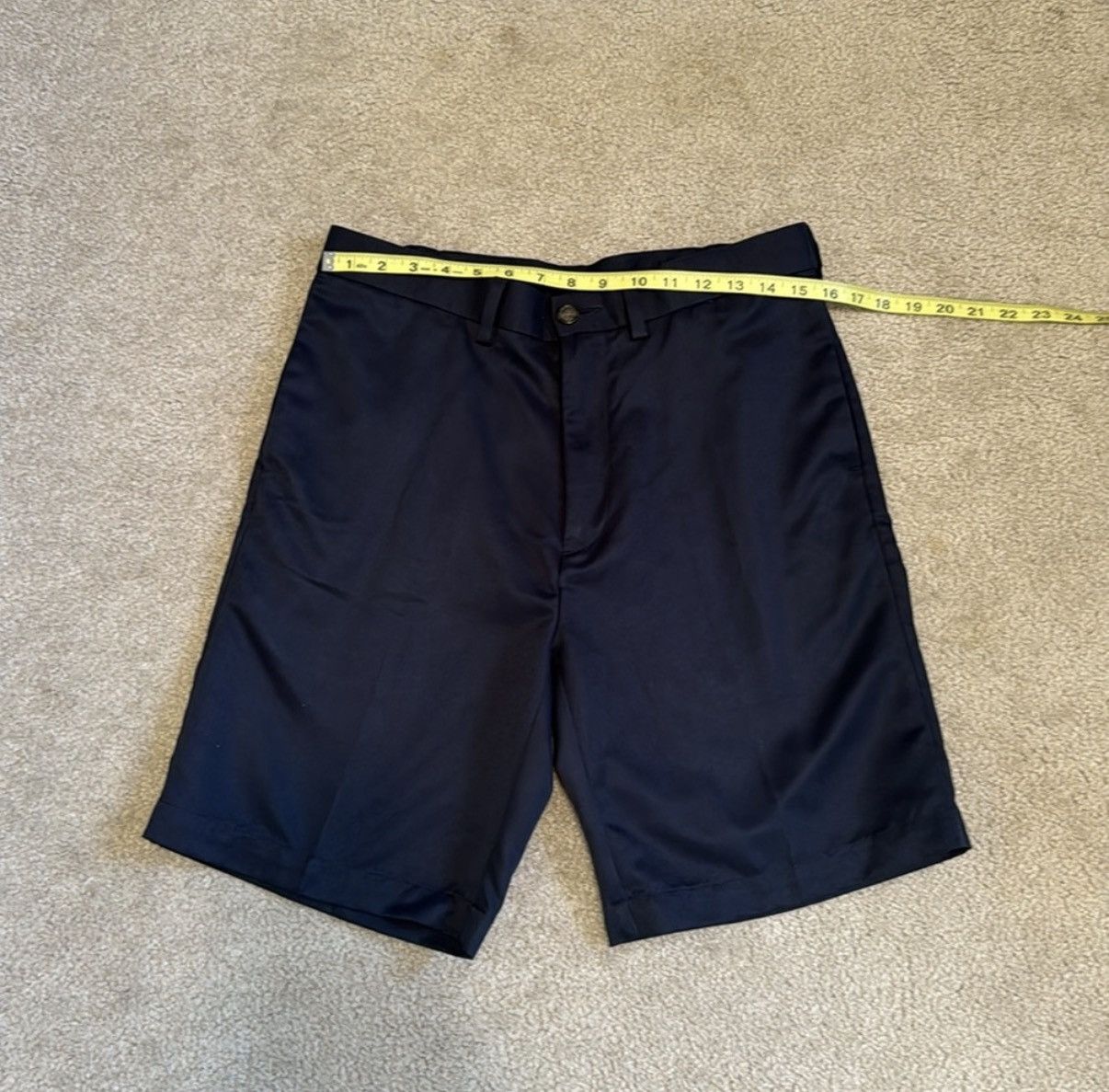 Roundtree & Yorke Roundtree & Yorke Men's Black Shorts Size 32 Size US 32 / EU 48 - 2 Thumbnail