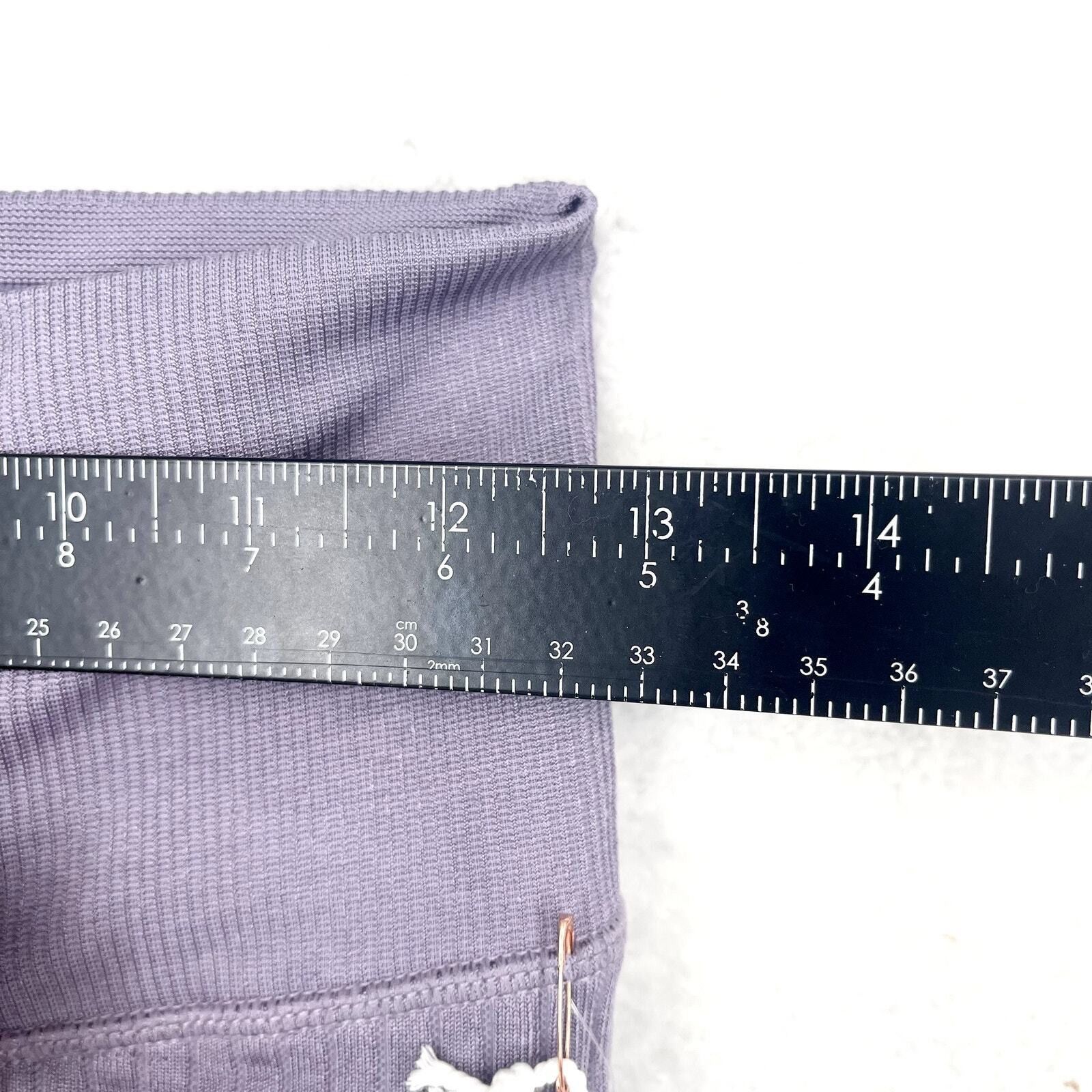 Good American Good American Ribbed Dusty Violet High Waisted Leggings S/M Size 25" / US 0 / IT 36 - 5 Thumbnail