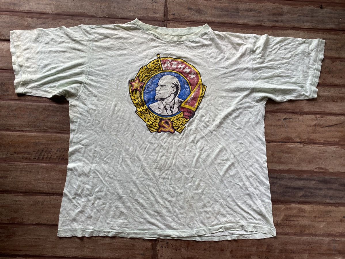 Vintage Vintage Vladimir Lenin 1980s T shirt Size US XXL / EU 58 / 5 - 1 Thumbnail
