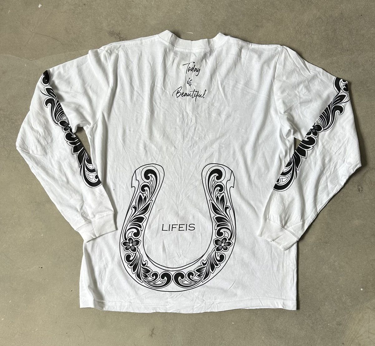 Japanese Brand VINTAGE LIFEI ES CHROME HEART ART LS TEE Size US M / EU 48-50 / 2 - 1 Thumbnail