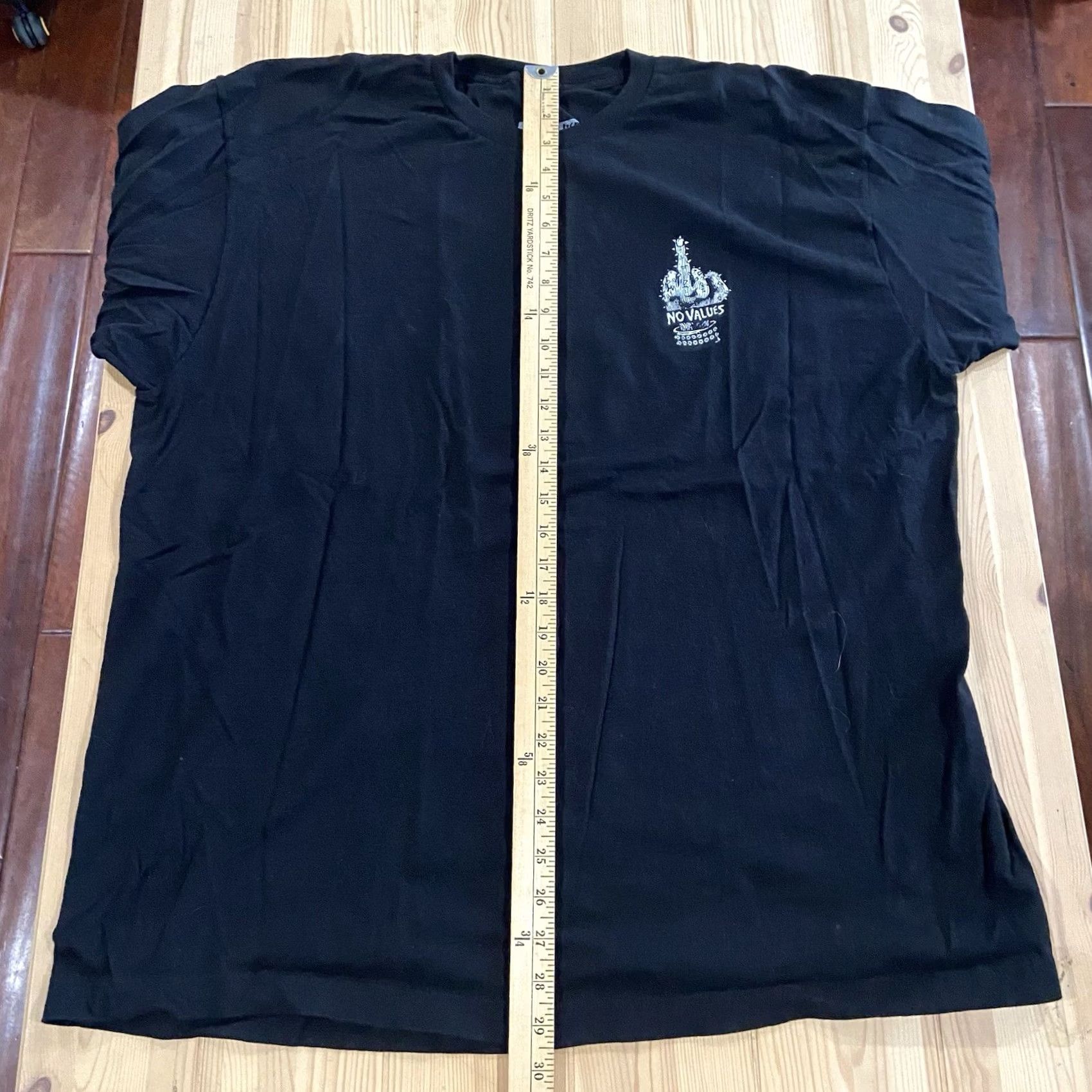 Vintage VINTAGE Suicidal Crass Misfits Cactus Finger Large Black Shirt Unisex Adults L Graphic Tee California 90s Mens Womens Boys Girls Size US L / EU 52-54 / 3 - 4 Thumbnail