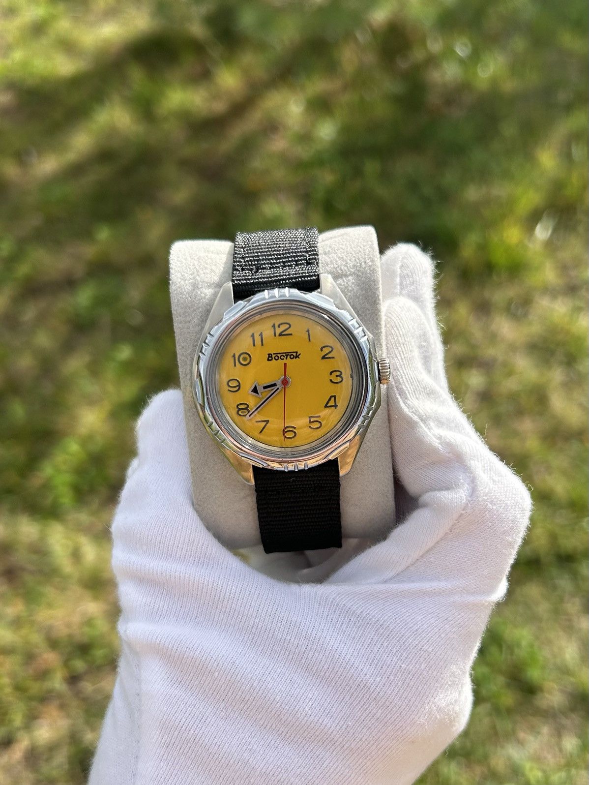 Vintage Vintage Watch Vostok USSR Soviet Mechanical Wristwatch 1980 Size ONE SIZE - 1 Thumbnail