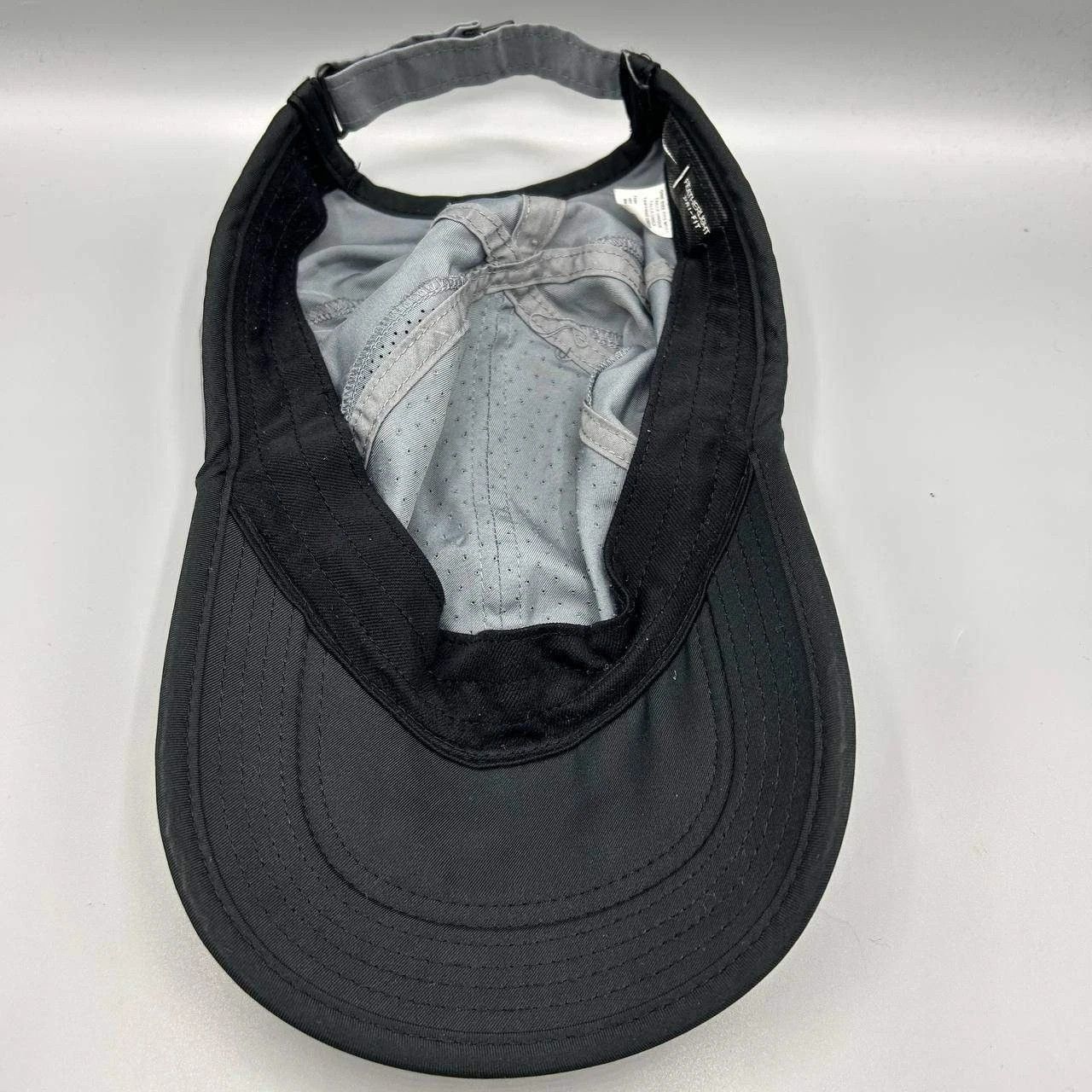 Nike Nike Featherlight Dri-Fit Hat Men Gray Black Strap Back Cap Size ONE SIZE - 2 Thumbnail