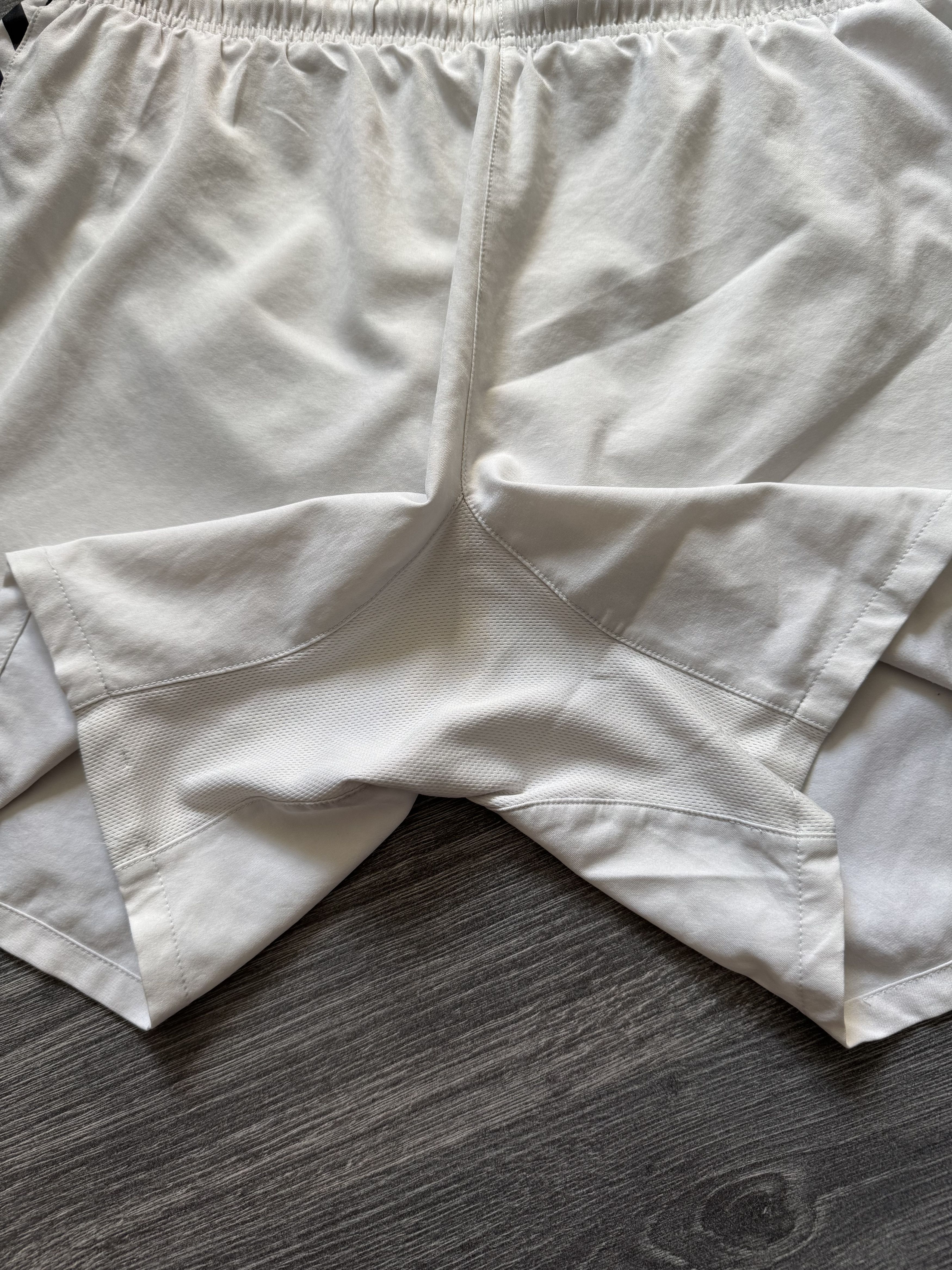 Nike Vintage Y2K Nike Juventus Shorts Size S Size US 30 / EU 46 - 7 Thumbnail