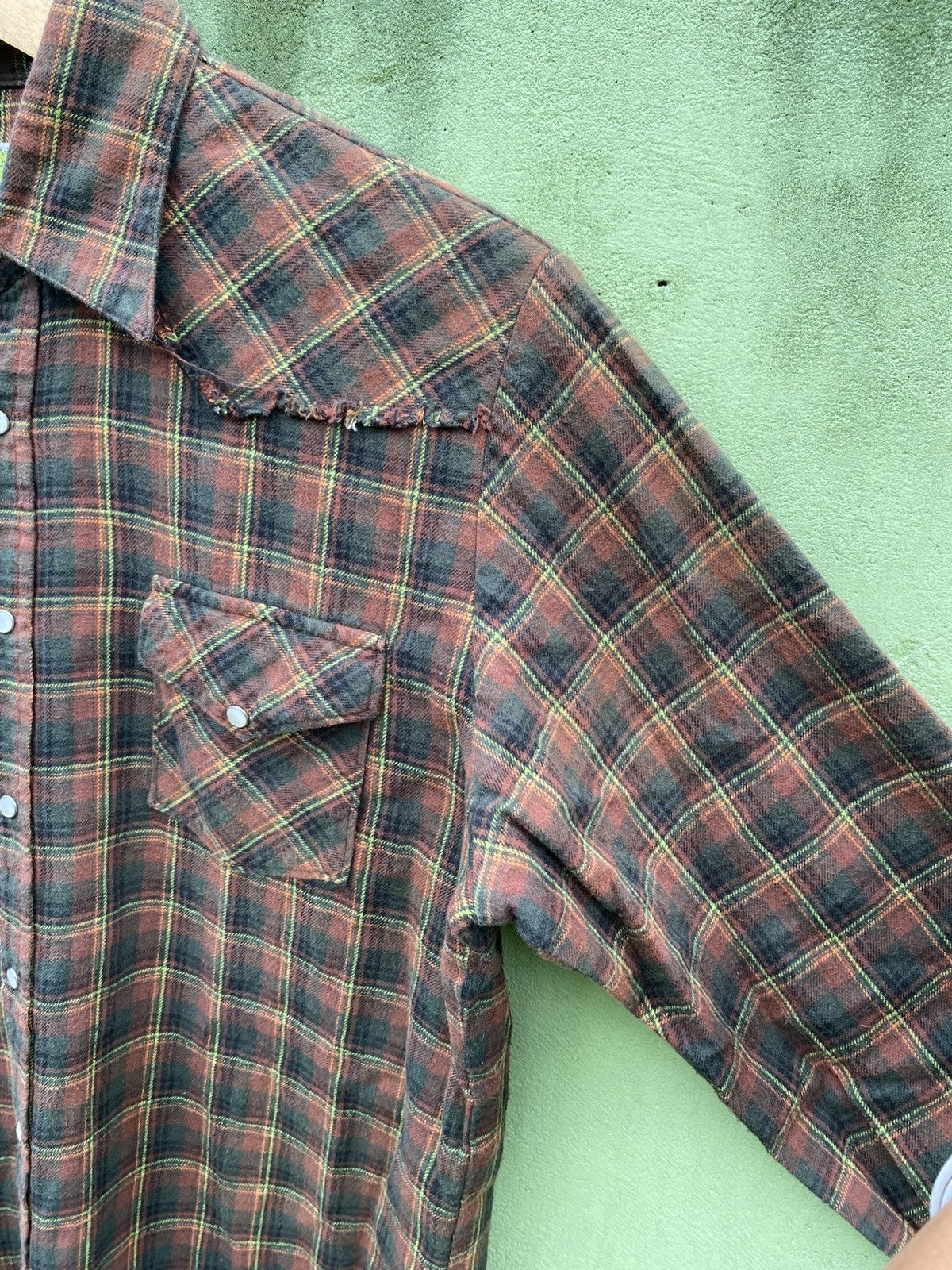 Japanese Brand Gdc Free!! Oldschool Plaid Flannel Shirt Distressed Finish Size US M / EU 48-50 / 2 - 4 Thumbnail