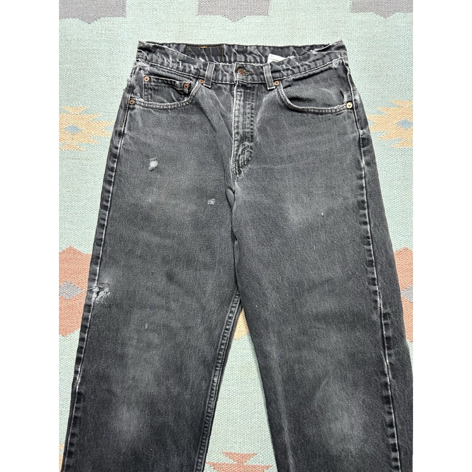 Levi's VINTAGE Levi’s 550 Jeans Men Regular 30x31 Black Distressed USA 90s Skater Relaxed Tapered Size US 30 / EU 46 - 4 Thumbnail