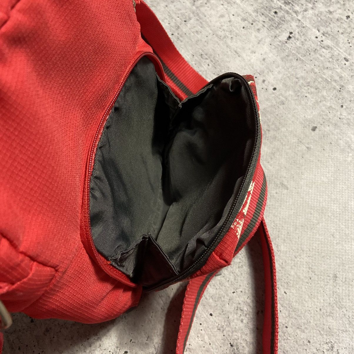Nike × Vintage 📌 Vintage Nike Crossbody Messenger Metal Swoosh Size ONE SIZE - 7 Thumbnail