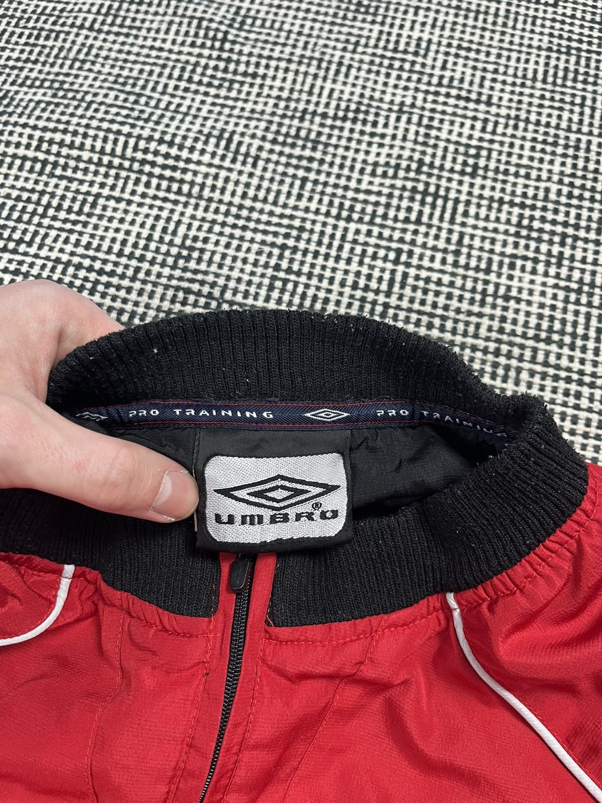 Umbro × Vintage ➕ 90s vintage umbro baggy red jacket blokecore Size US XL / EU 56 / 4 - 4 Thumbnail