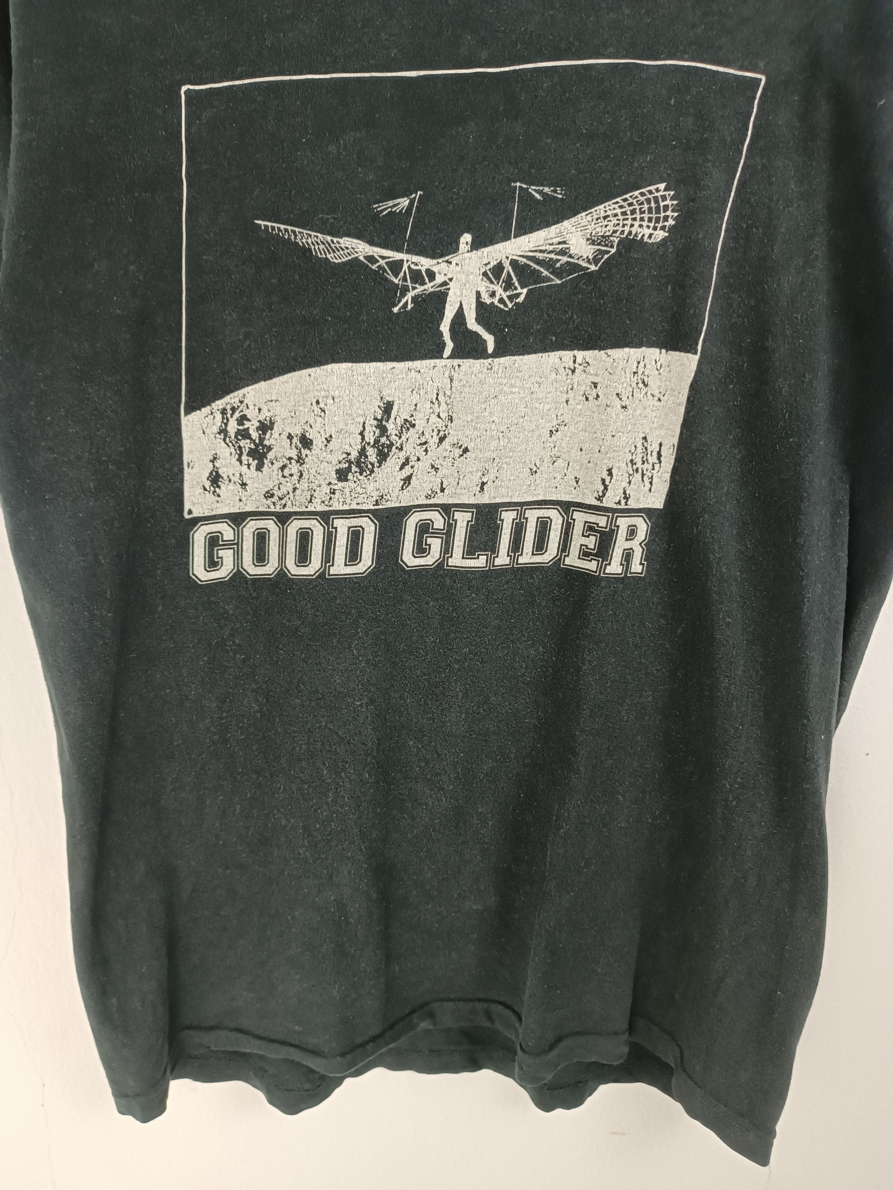 Band Tees VINTAGE '11 BUMP OF CHICKEN GOOD GLIDER TOUR spitz radwimps Size US M / EU 48-50 / 2 - 6 Thumbnail