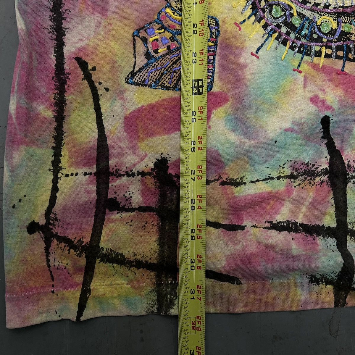 Vintage 1993 Hand-Painted African Tribal Art Tie-Dye Tee Size US XL / EU 56 / 4 - 7 Thumbnail