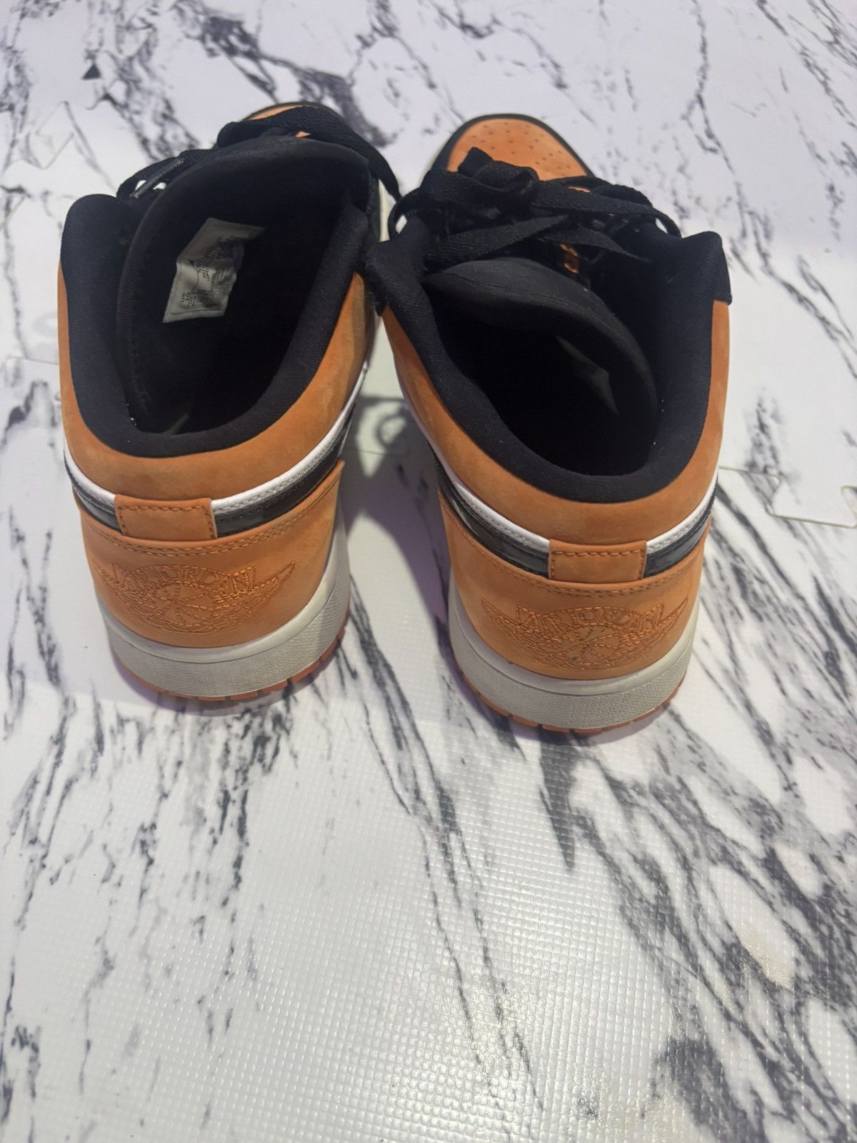 Jordan Brand Jordan 1 Low Shattered Backboard Size US 10 / EU 43 - 3 Thumbnail