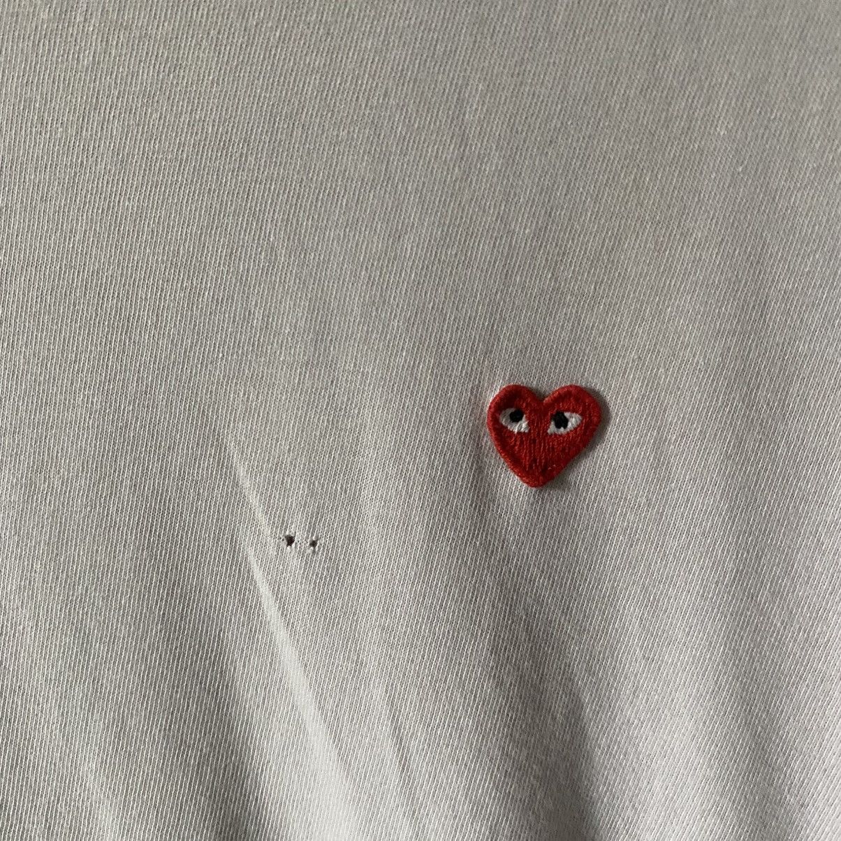 Comme des Garcons PLAY Luxury Play Comme Des Garcons Small logo y2k opium tee sizeS Size S / US 4 / IT 40 - 3 Thumbnail