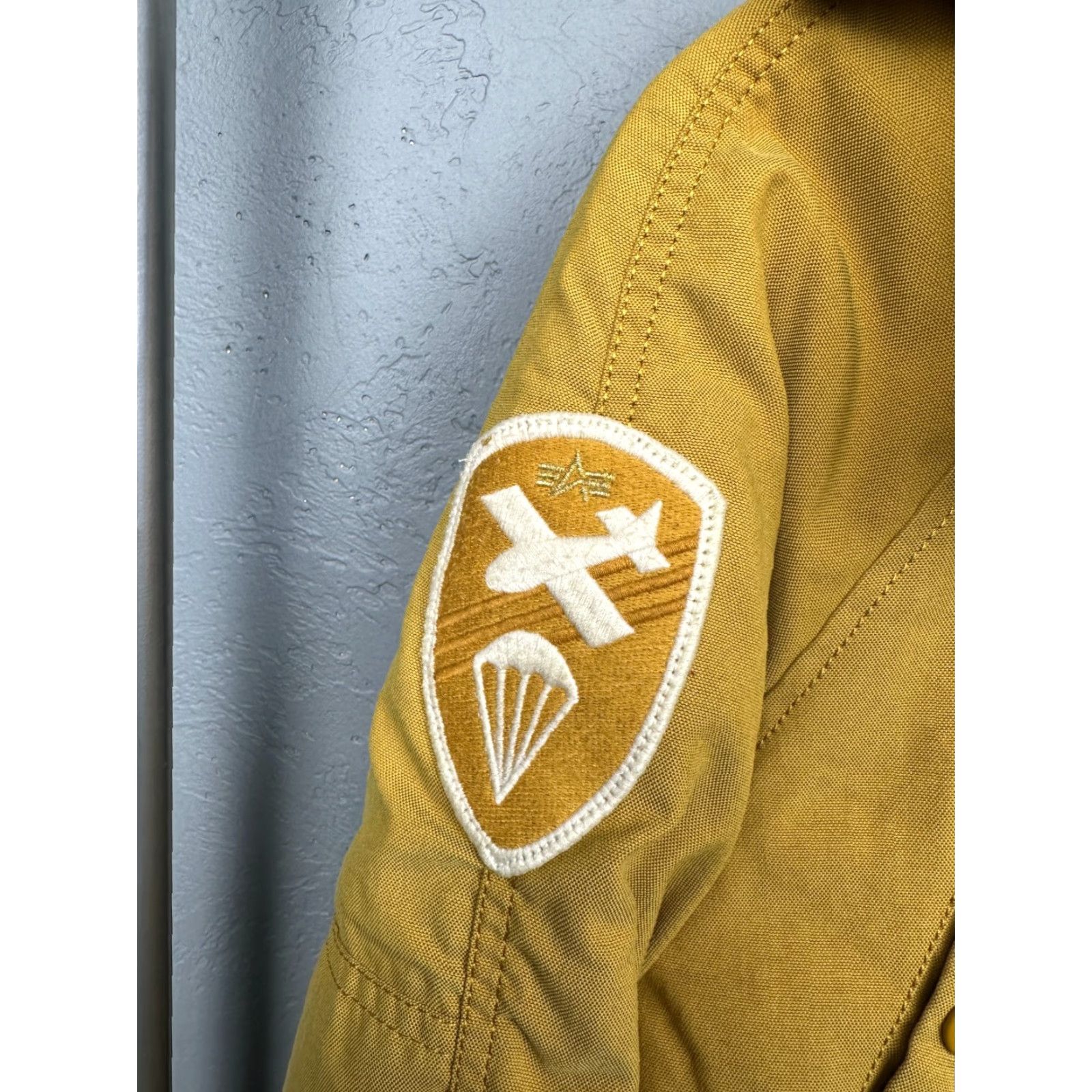 Vintage Alpha N3B Parka Jacket XS Mens Yellow Nike World? Size US XS / EU 42 / 0 - 3 Thumbnail
