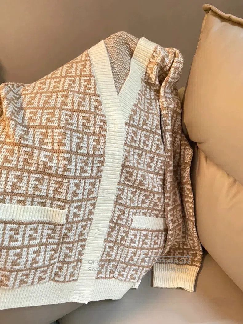 Fendi Fendi Cardigan Size XS / US 0-2 / IT 36-38 - 4 Thumbnail