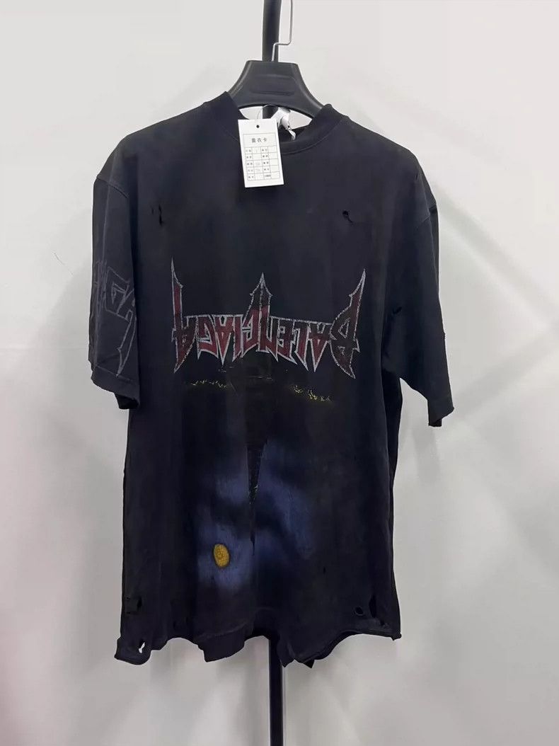 Balenciaga Balenciaga Monogrammed printed short sleeve T-shirt with c Size US S / EU 44-46 / 1 - 1 Thumbnail