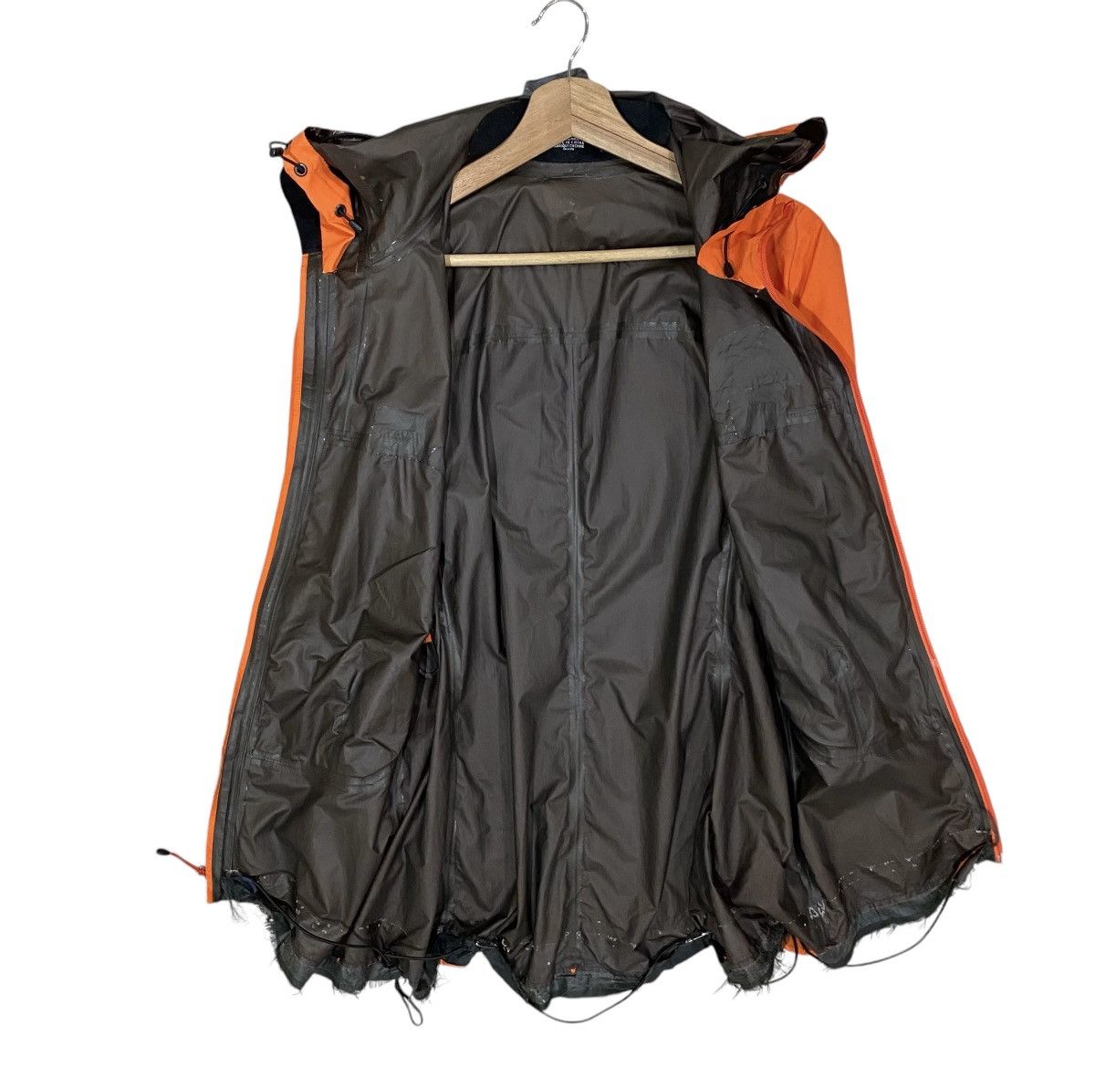 Arc'teryx 🔥VINTAGE ARCTERYX GORETEX ORANGE OUTDOORS LIGHT JACKET Size US S / EU 44-46 / 1 - 9 Thumbnail