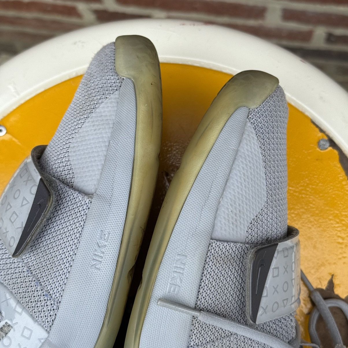 Nike × Playstation × Vintage Nike PG 2.5 x PlayStation Grey Sneakers Size 6Y Size US 6 / EU 39 - 17 Thumbnail