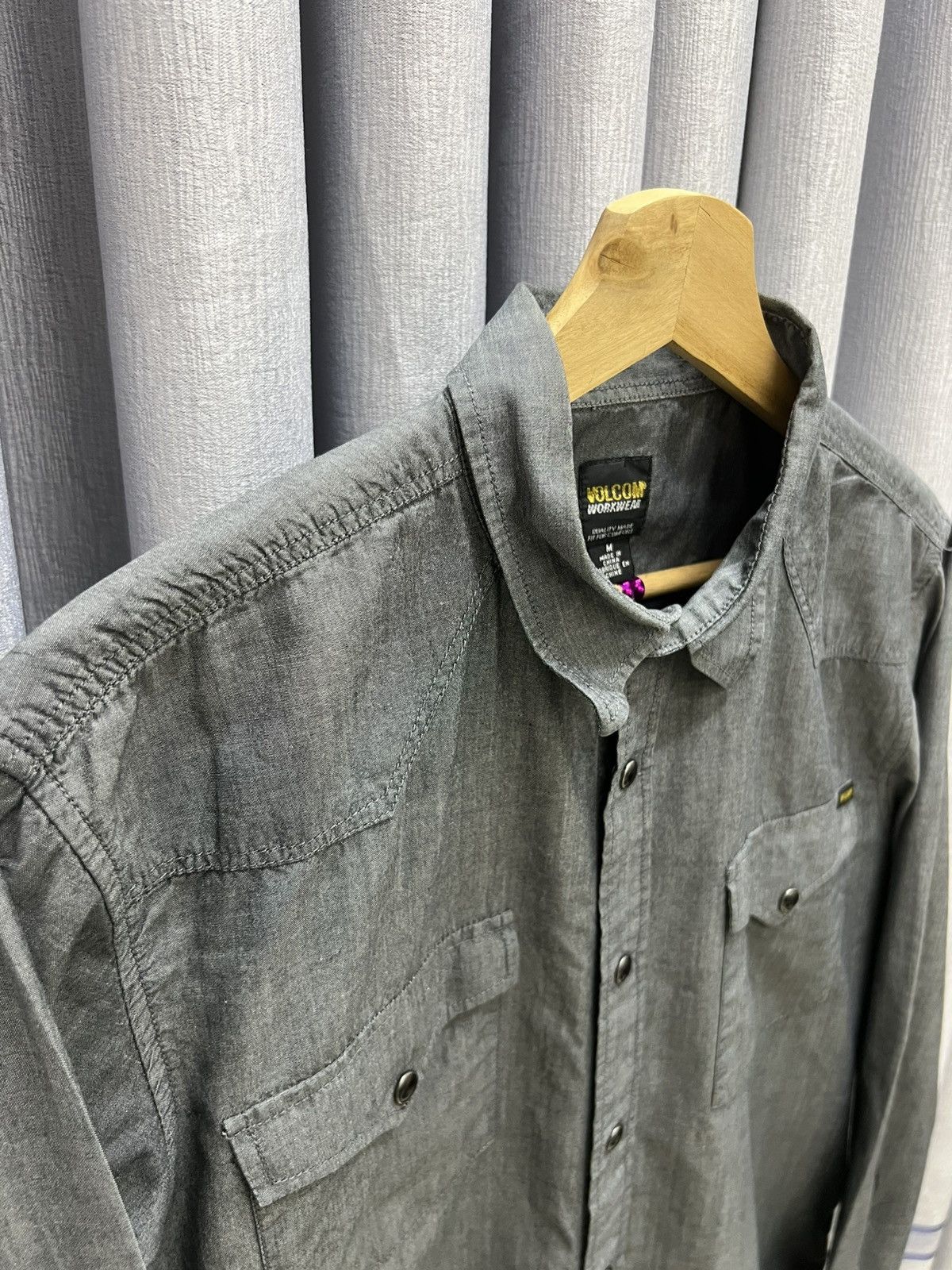 Volcom VOLCOM WORKWEAR BUTTON ON SHIRT WESTERN Size US L / EU 52-54 / 3 - 6 Thumbnail