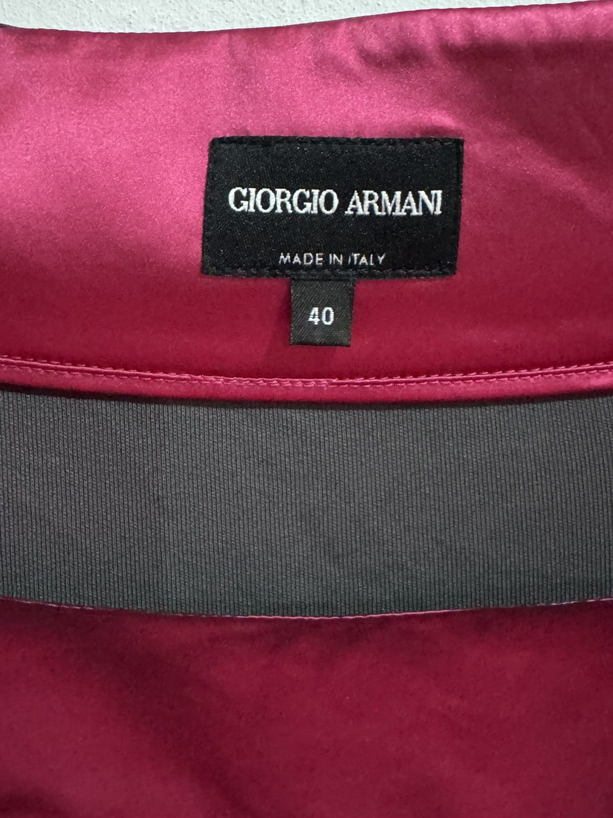 Giorgio Armani GIORGIO ARMANI BOAT NECKLINE BLOUSE Size S / US 4 / IT 40 - 2 Thumbnail