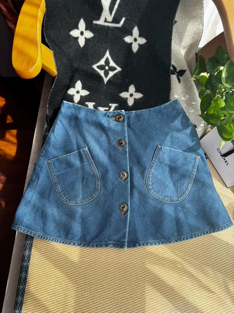 Gucci Gucci Denim Skirt With Button Details- DMC Size US 31 - 1 Thumbnail