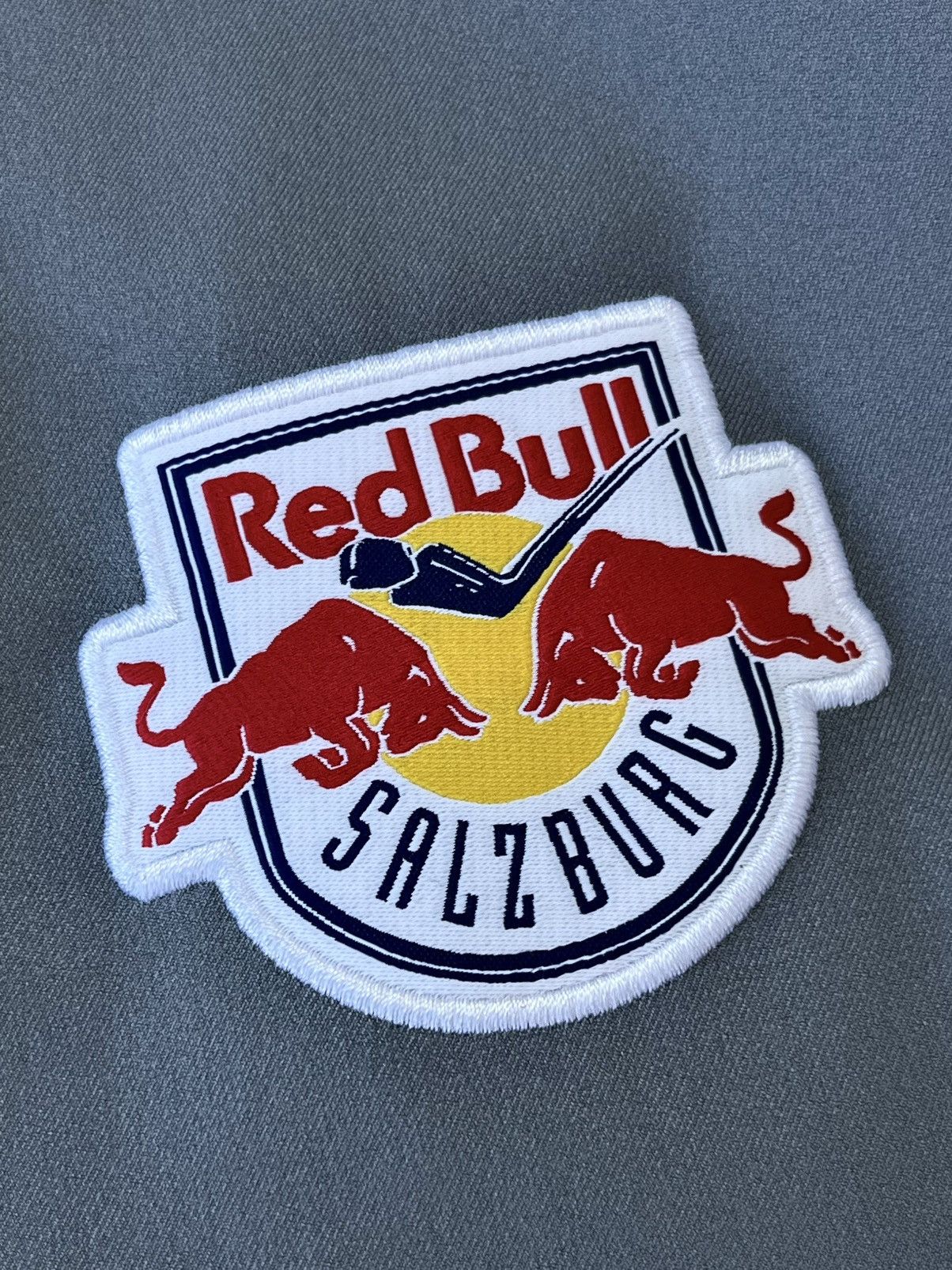Red Bull Red Bull Salzburg Soccer Track Jacket Warrior Blokecore Y2K Size US M / EU 48-50 / 2 - 4 Thumbnail