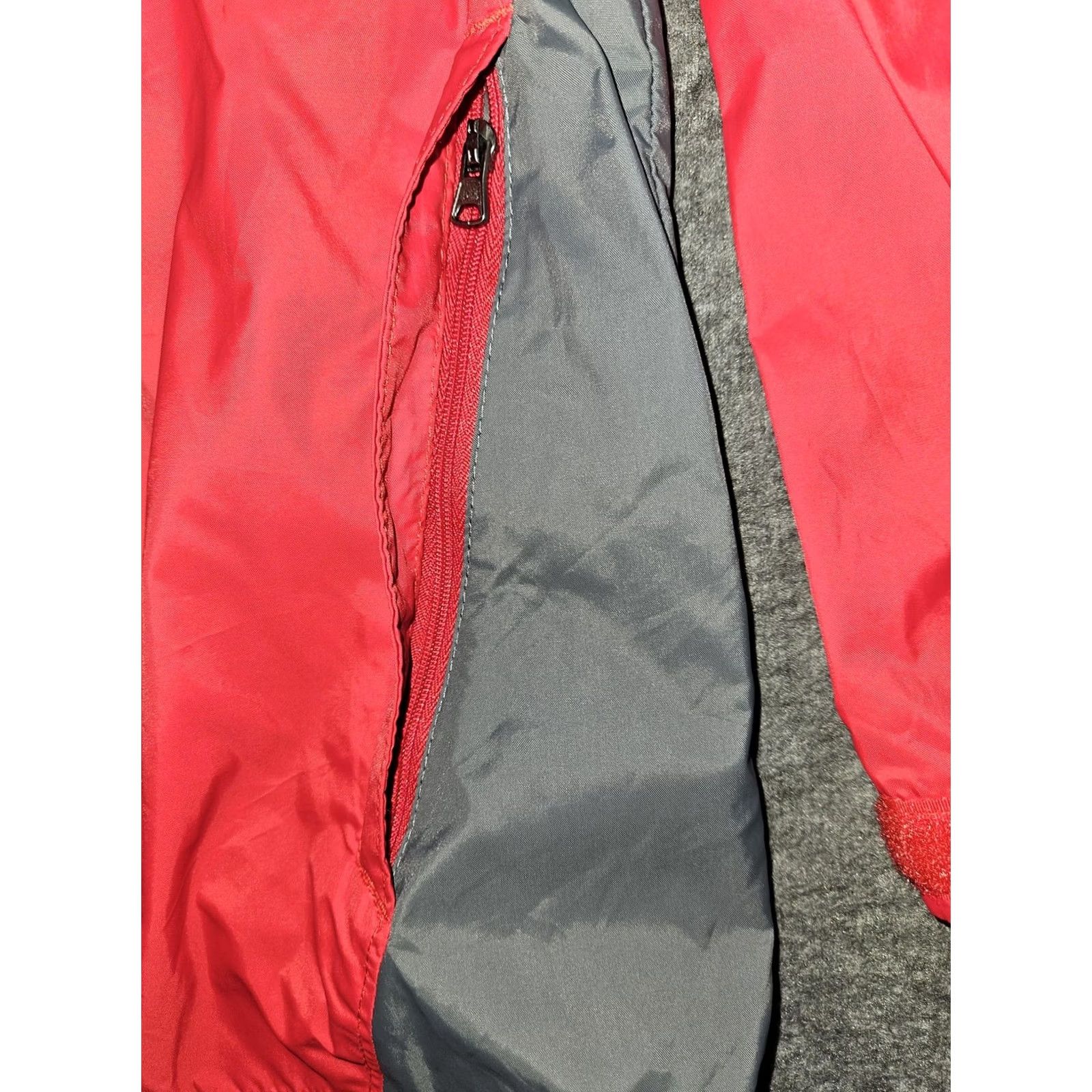 Vintage Columbia Jacket Mens Medium Red Gray Hooded Windbreaker Full Zip Outdoors Coat Size US M / EU 48-50 / 2 - 7 Thumbnail