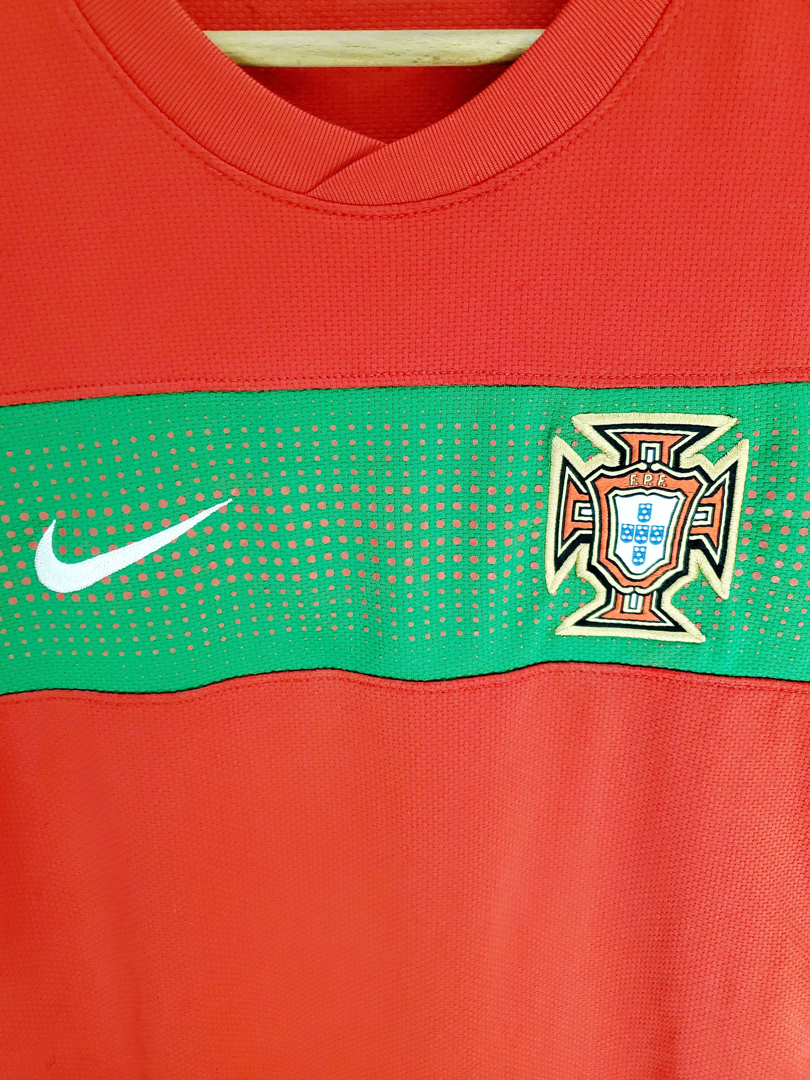 Nike × Vintage PORTUGAL 2010 2011 HOME FOOTBALL SOCCER JERSEY NIKE S Size US S / EU 44-46 / 1 - 2 Thumbnail