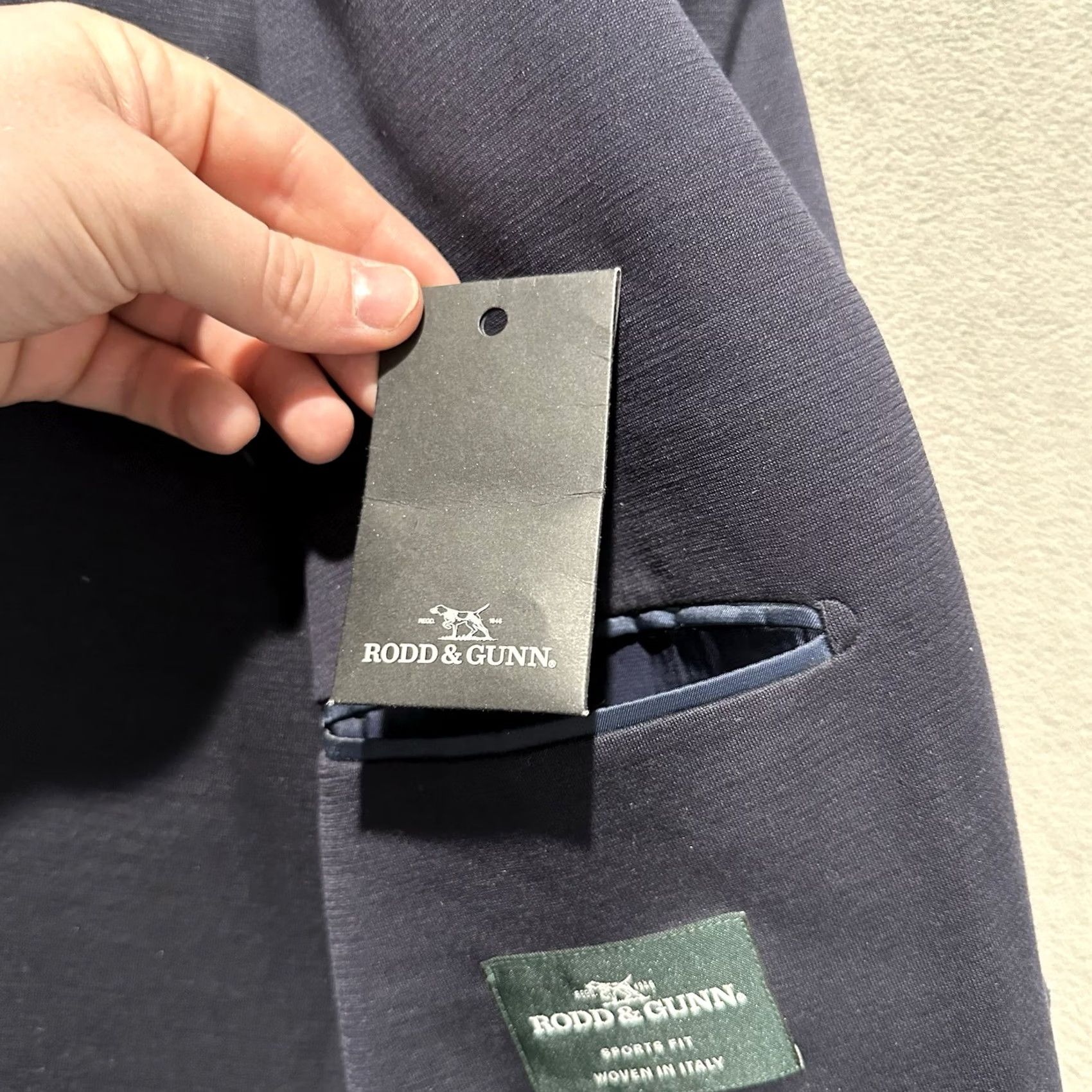 Rodd & Gunn Rodd & Gunn Blazer Mens Medium Navy Blue Wool Surgeons Cuff Sports Jacket Short Notch 42 Chest Flat Front Double-Vented Size 40R - 5 Thumbnail