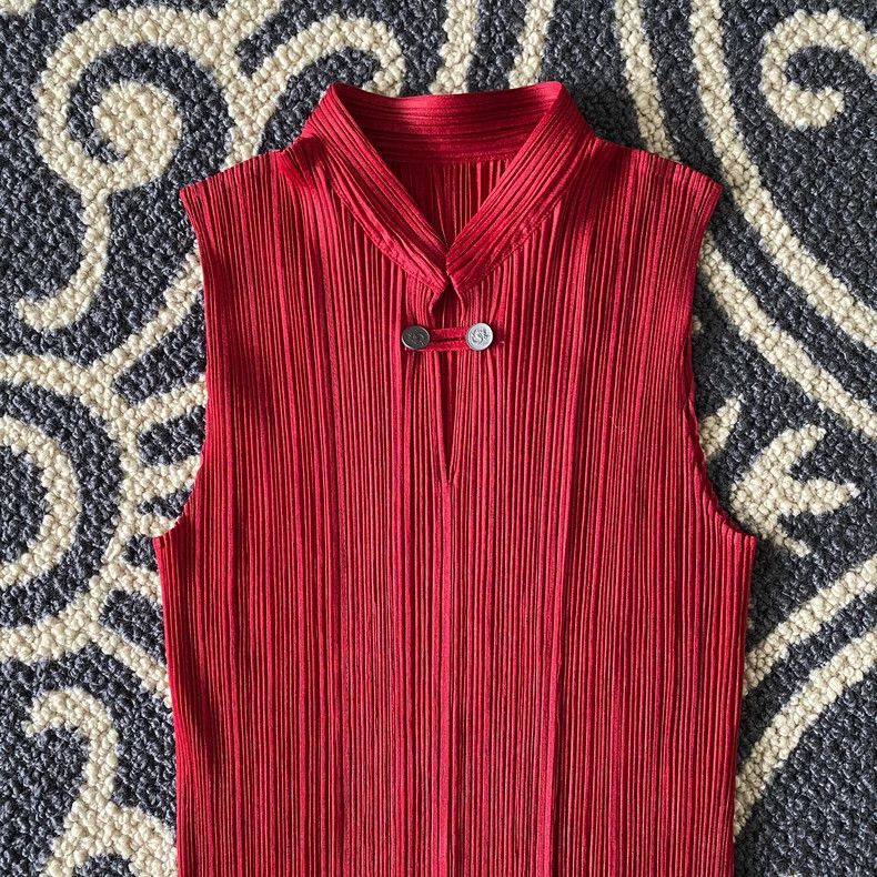 Issey Miyake Issey Miyake Red Chinese-style pleated cheongsam dress Size S / US 4 / IT 40 - 3 Thumbnail