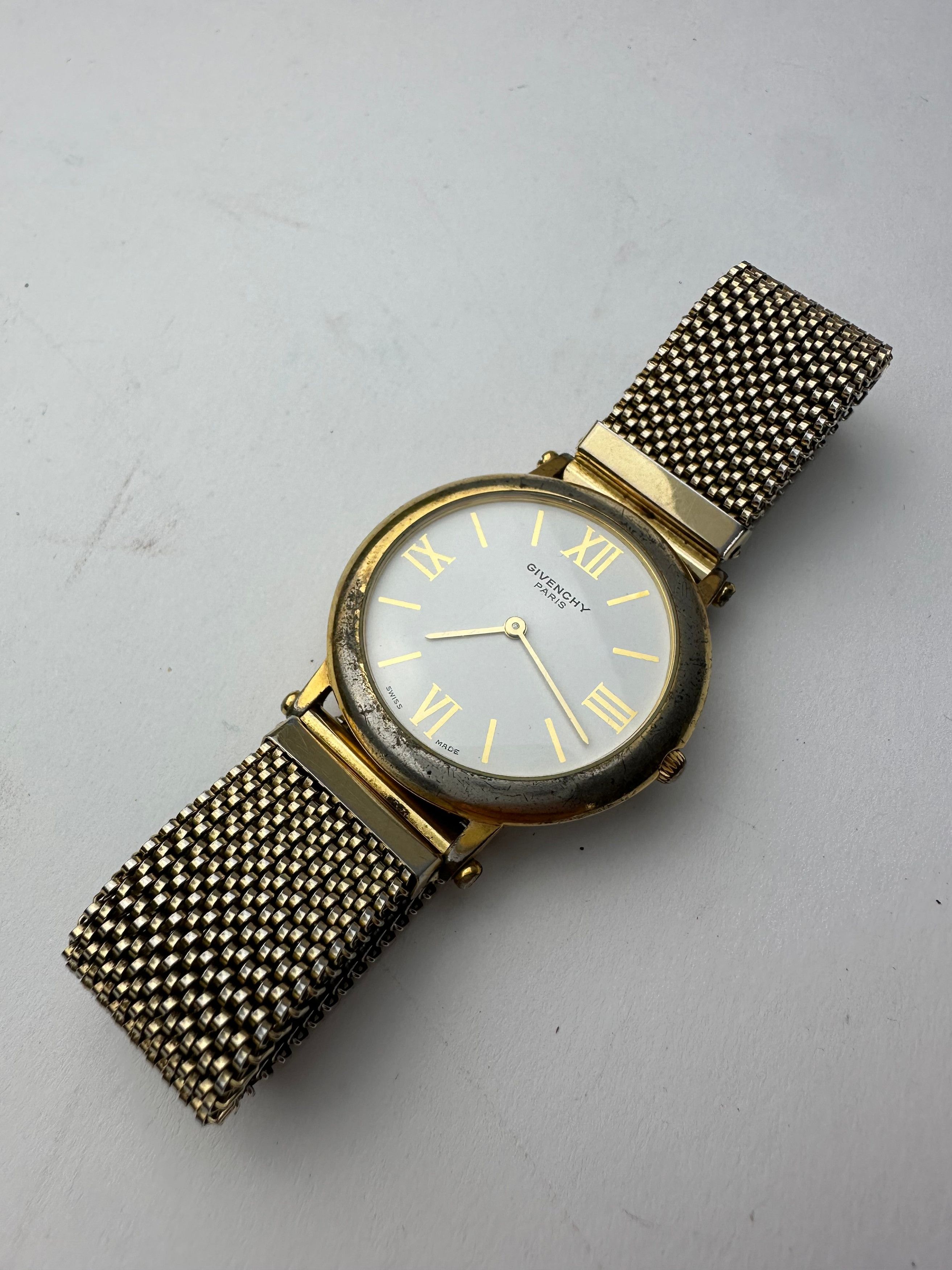 Givenchy Vintage Quartz Watch Gold White Size ONE SIZE - 1 Thumbnail