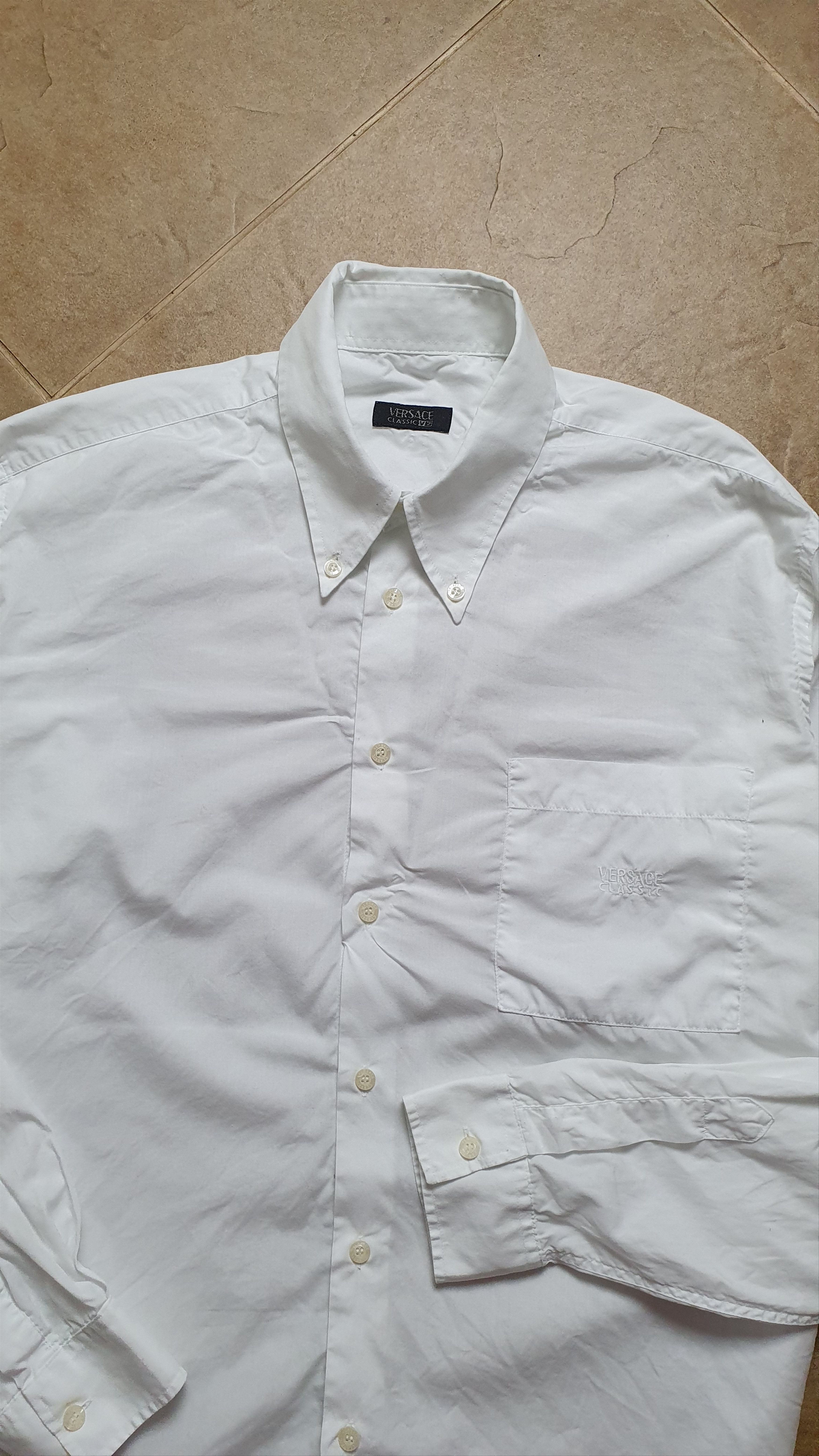 Versace Shirt Versace Classic Gianni Versace shirts White Size L Size US L / EU 52-54 / 3 - 2 Thumbnail
