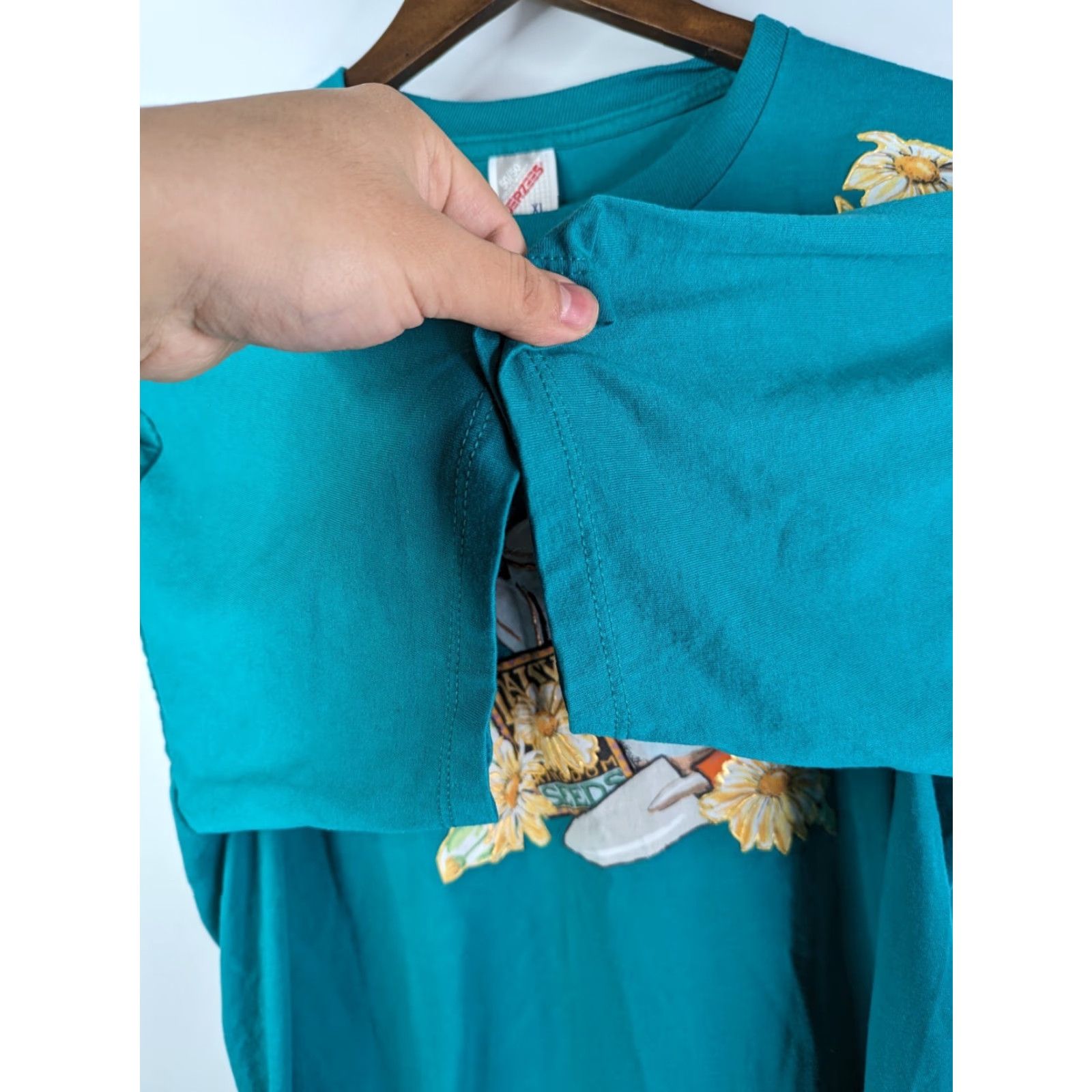 Jerzees VINTAGE Jerzees T-Shirt 90s Teal Mens XL Daisy Kingdom Seeds Flower Design Printed Logo Shirt Size US XL / EU 56 / 4 - 3 Thumbnail