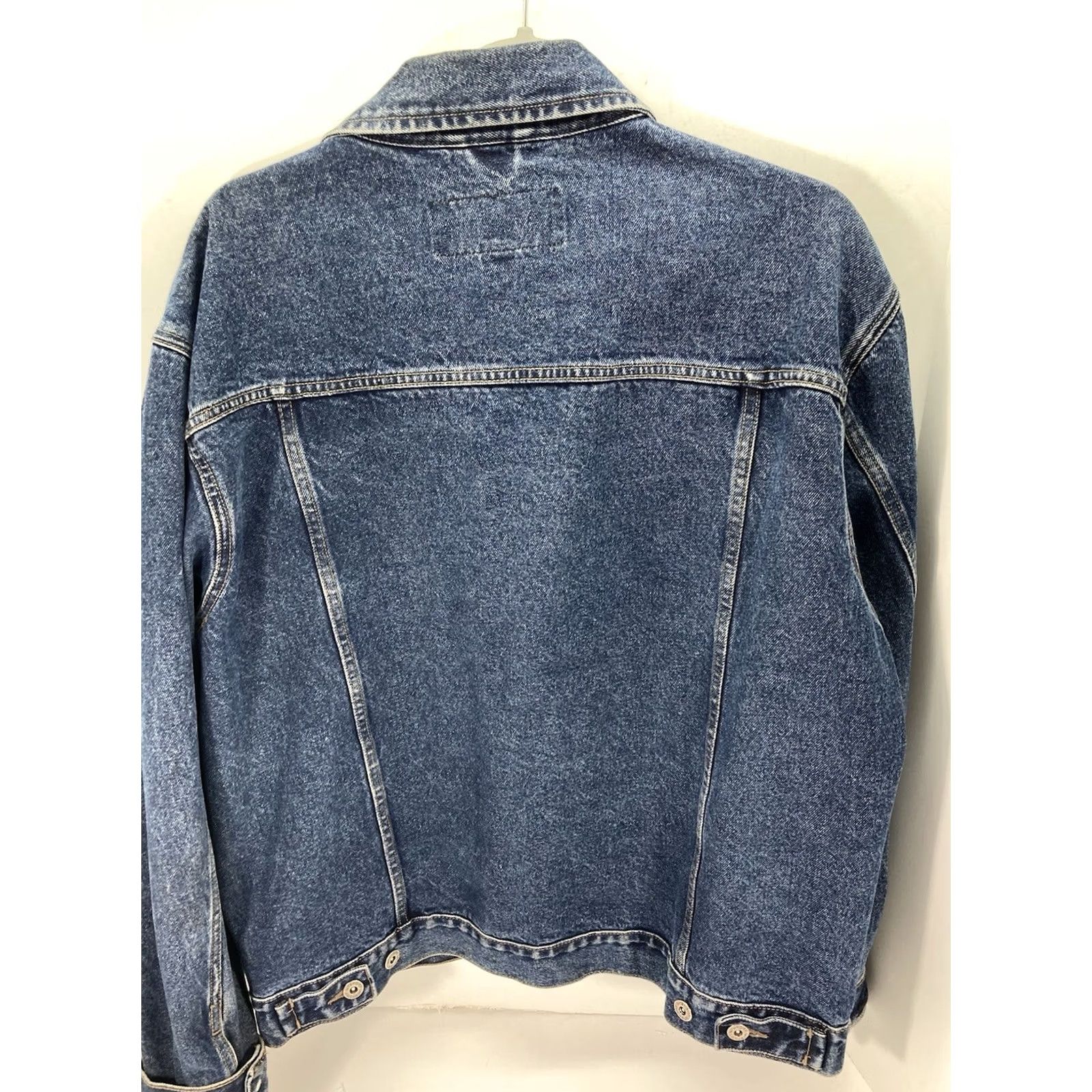 Wrangler Wrangler Denim Trucker Jacket Men Large Blue Button Western Medium Wash Jacket Mens Blue Wrangler Size US L / EU 52-54 / 3 - 5 Thumbnail