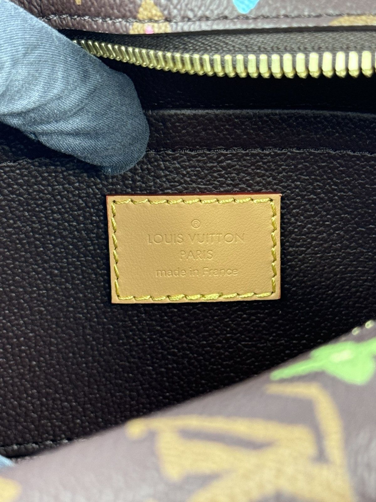 Louis Vuitton X TYLOR THE CREATOR TROUSSE TOILETTE LOCKER DOPP KIT M47069 Size ONE SIZE - 6 Thumbnail