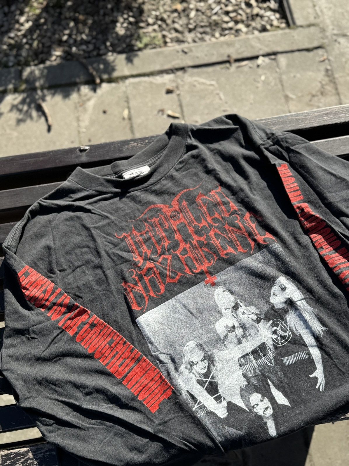 Band Tees Vintage 90s Impaled Nazarene Kissing Booth Extreme Metal Tee Size US XL / EU 56 / 4 - 4 Thumbnail